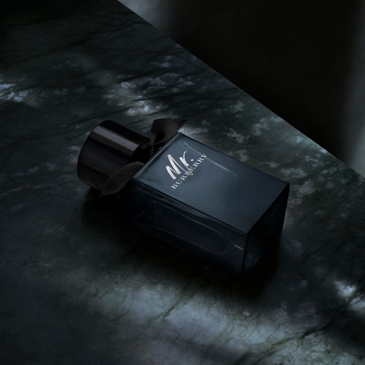 Burberry Mr. Burberry 5.0 Eau de Parfum for Men - Luxury Cologne with Woody Spicy Notes, Perfect for Date Nights & Formal Occasions