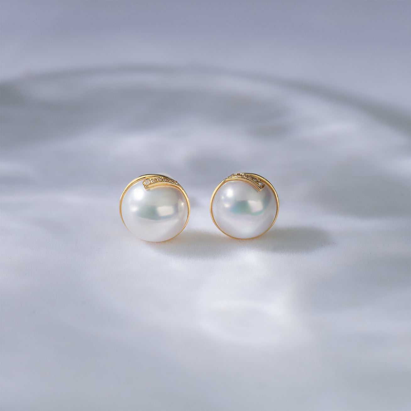 18K Gold Diamond & Edison Pearl Earrings for Women - Elegant Dangle Drop Jewelry Gift for Wedding, Anniversary & Special Occasions - KE00123