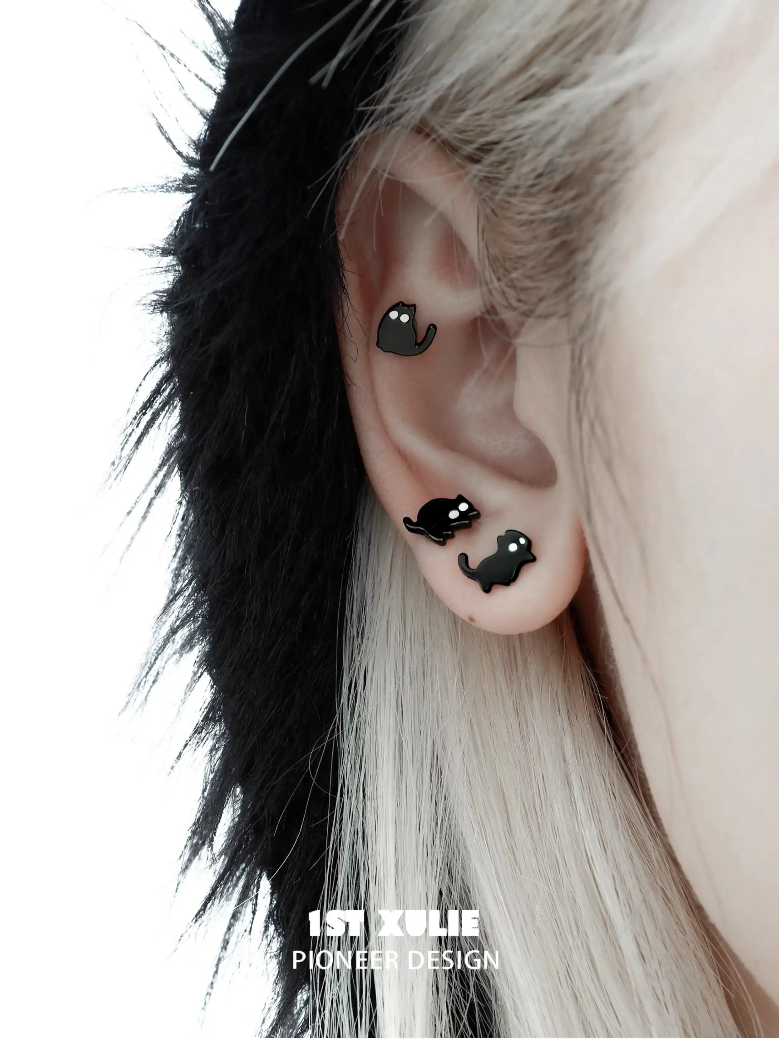 Ghosts Black Cat S925 Sterling Silver Stud Earrings for Women - Halloween Jewelry, Gothic Fashion Accessories, Perfect for Parties & Everyday Wear