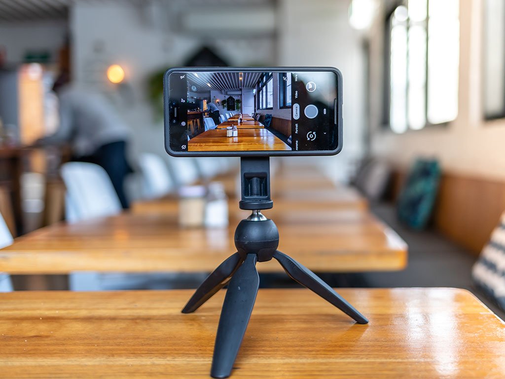 Universal Tripod Adapter Kit for Smartphones & Cameras - Compatible with iPhone, Samsung, Google Pixel - Perfect for Vlogging, Photography & Live Streaming