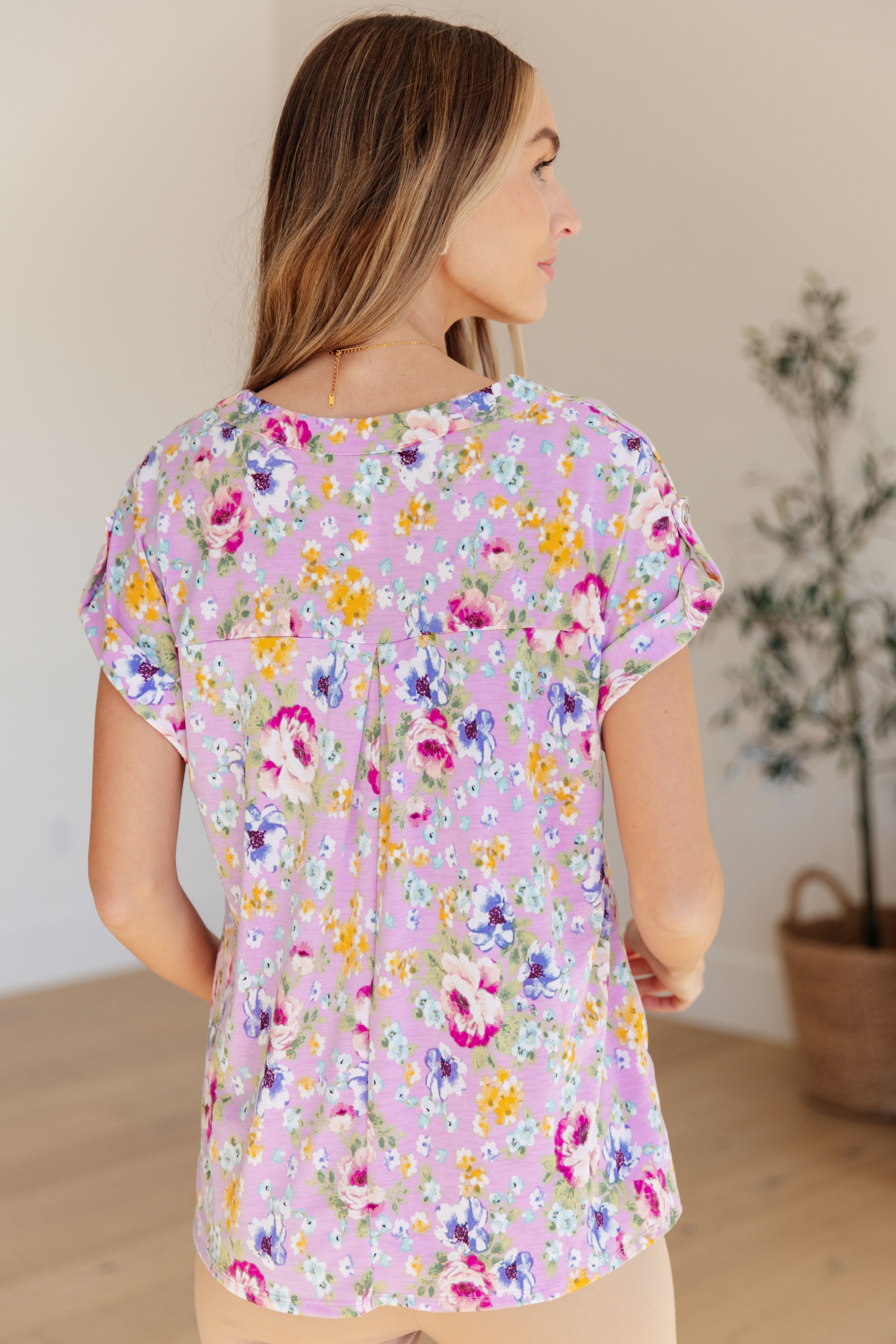 Lizzy Cap Sleeve Top - Floral Print Women's Blouse in Lavender & Magenta | Perfect for Spring Outfits, Date Nights & Office Wear