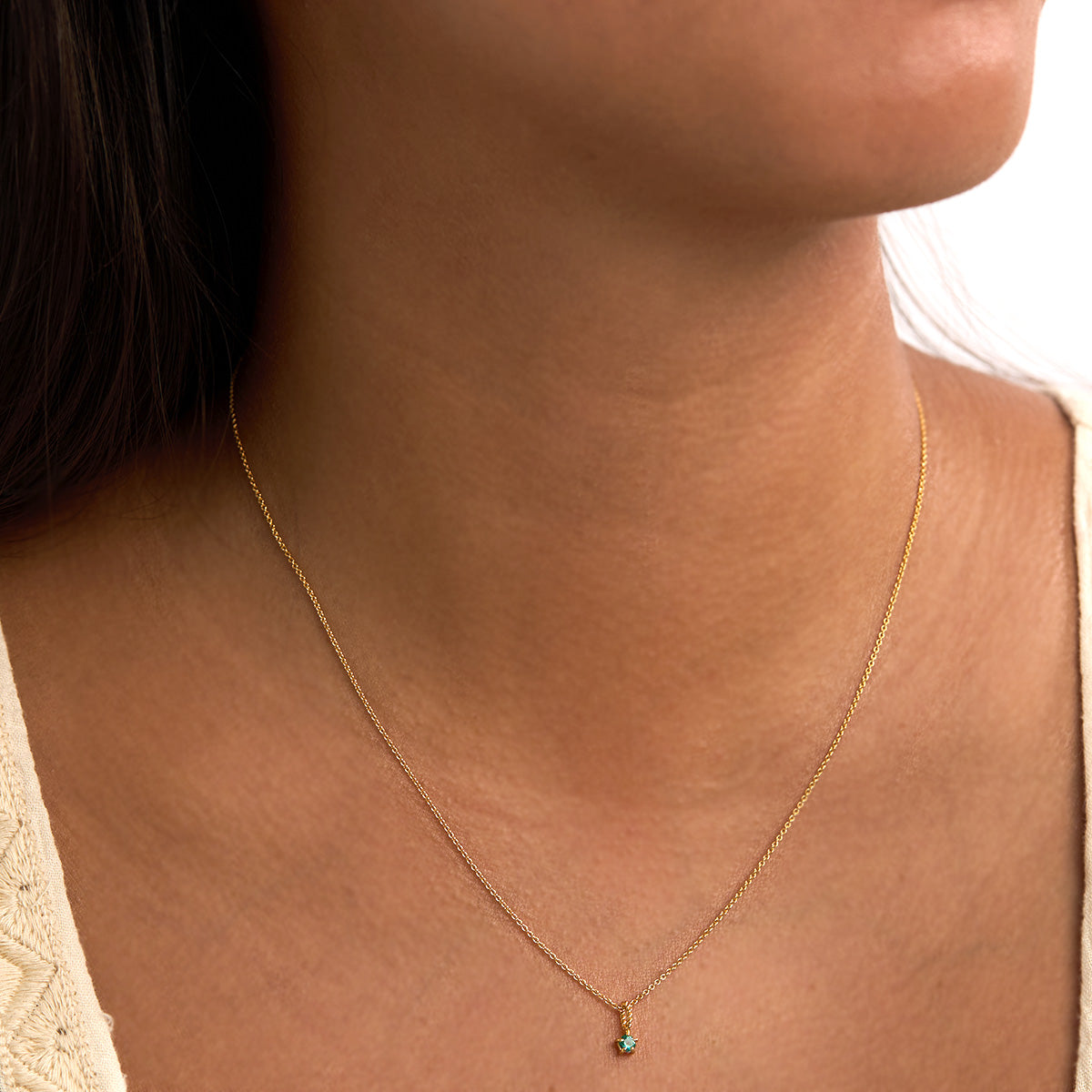 Emerald Birthstone Gold Pendant Necklace - Elegant Jewelry Gift for Women, Birthday, Anniversary & Special Occasions