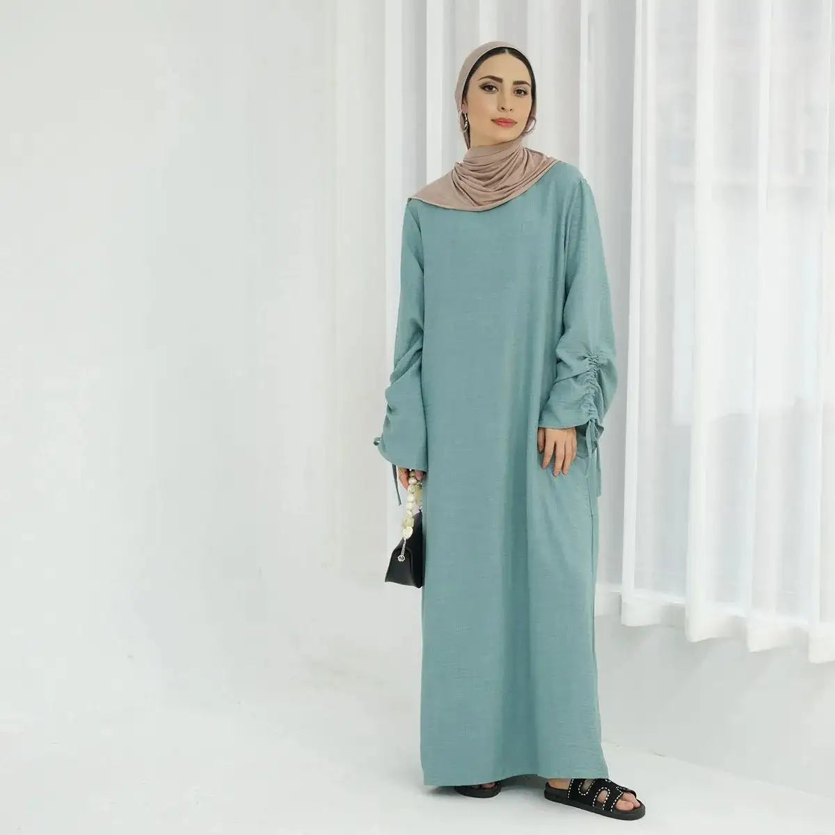 Elegant Strapped Cuff Abaya Dress for Women - Modest Islamic Fashion - Perfect for Prayer, Eid, and Special Occasions