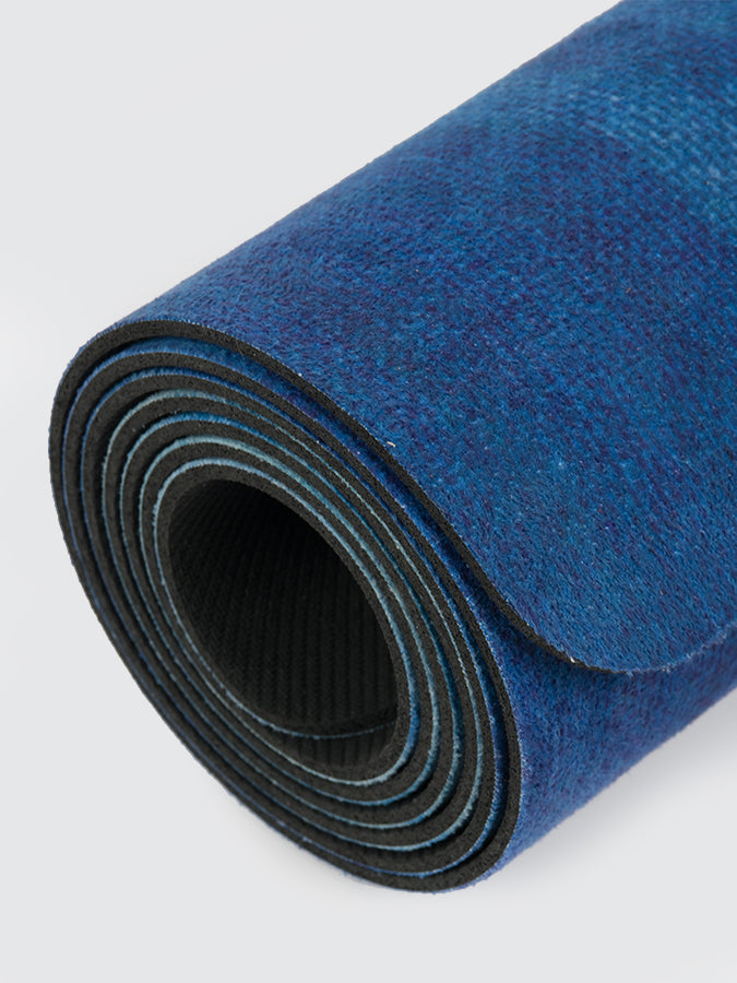 Eco-Friendly Vegan Suede Microfiber Yoga Mat 4mm - Non-Slip, Cushioned for Hot Yoga, Pilates & Home Workouts - Perfect for Beginners & Professionals