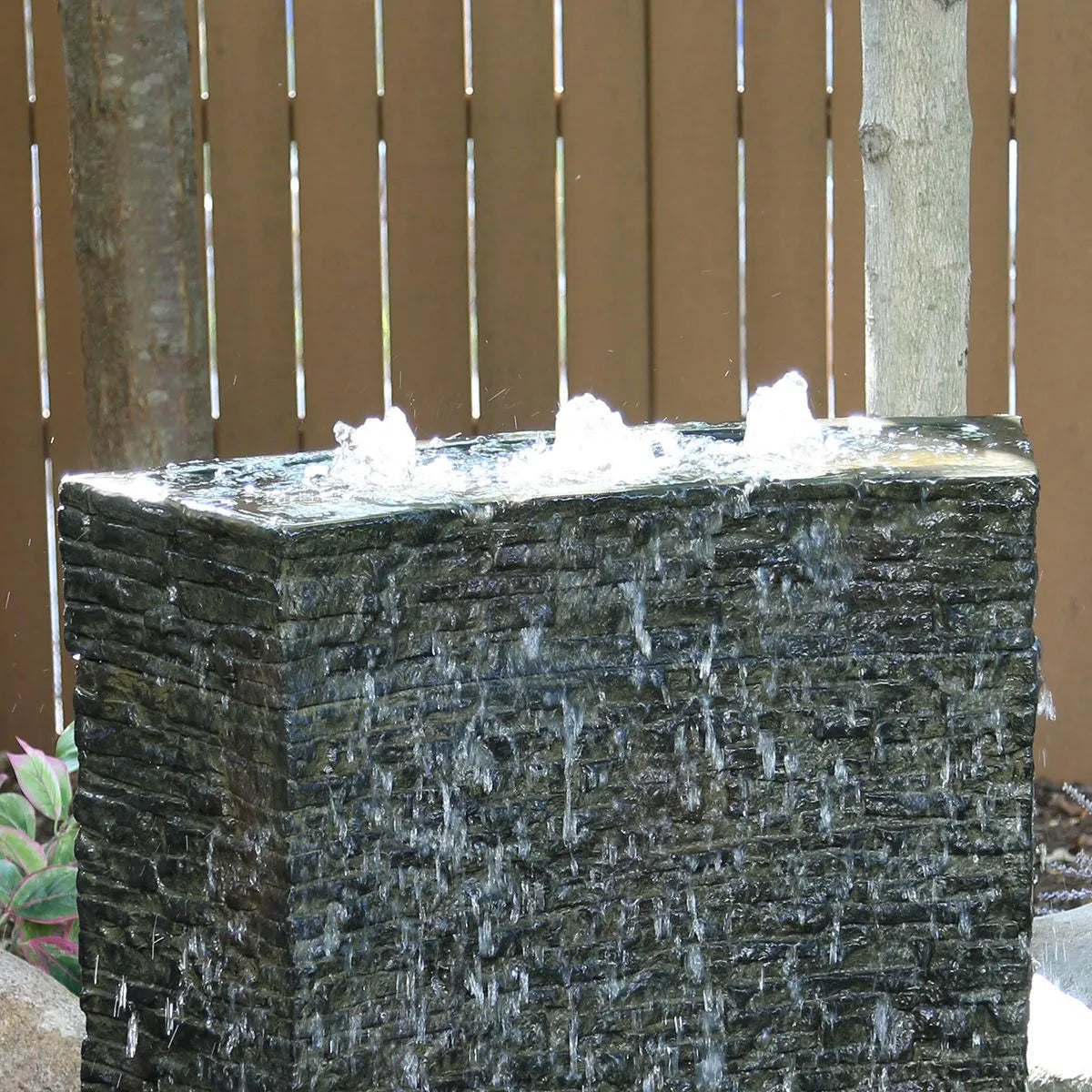 Quad Spill Curved Stacked Slate Wall Topper - Natural Stone Decorative Fence Cap for Outdoor Garden & Patio Landscaping
