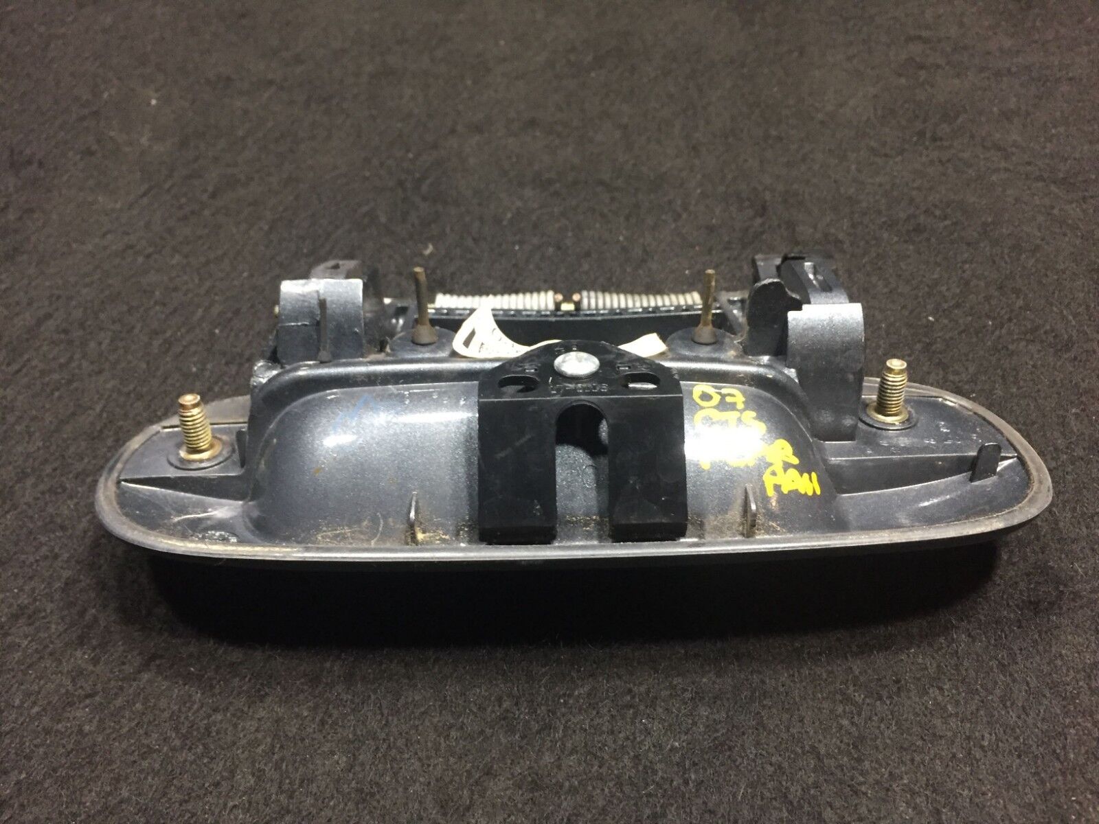 2004-2007 Cadillac CTS Front Right Passenger Door Handle OEM Replacement - Perfect for Car Repair & Restoration Projects