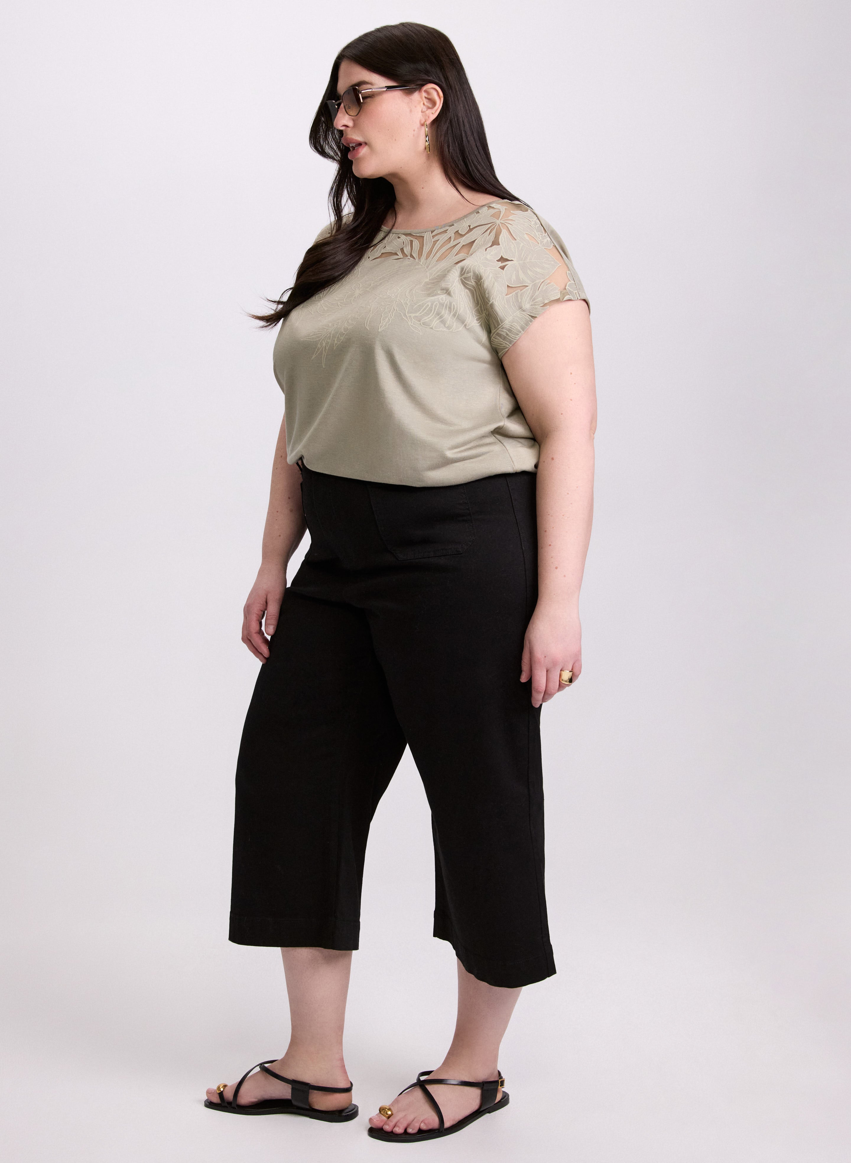 Stylish Cropped Wide Leg Jeans for Women - High Waist Distressed Denim Pants - Perfect for Casual Outfits & Summer Fashion