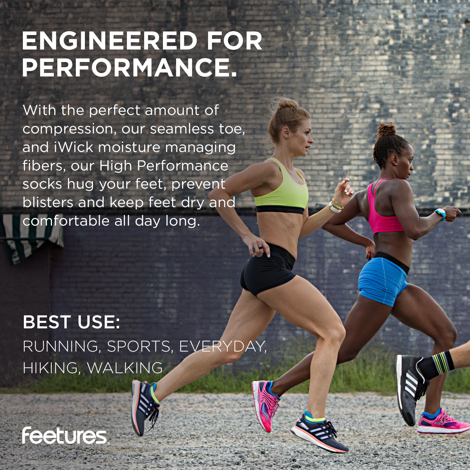 Feetures High Performance Max Cushion Classic Crew Socks for Women & Men - Moisture-Wicking Athletic Socks for Running, Hiking & Sports - 1 Pair - Breathable & Comfortable Workout Socks for Gym & Daily Wear