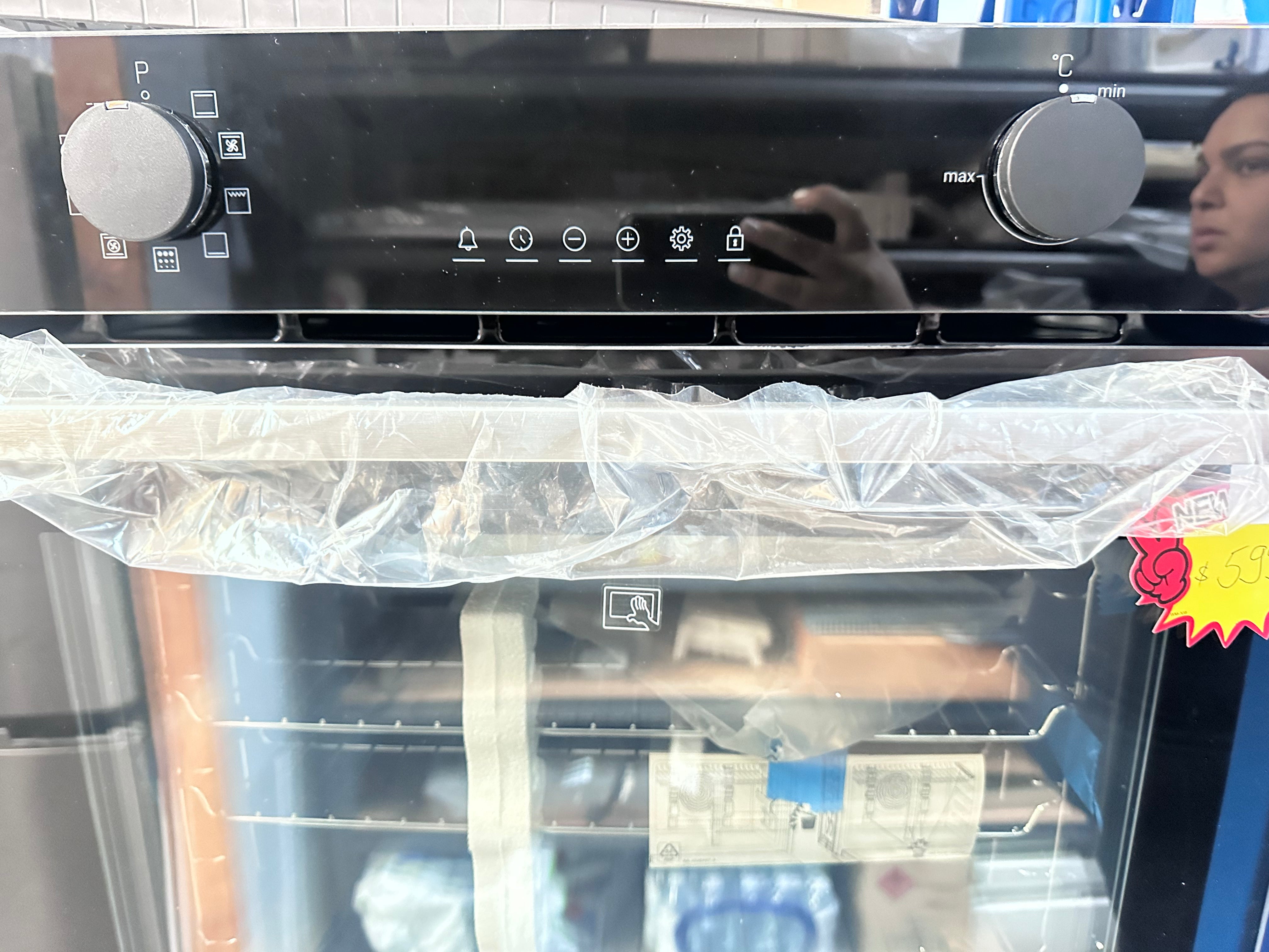 Altus 85L Multi-Function Pyrolytic Oven with 3-Year Warranty - Perfect for Baking, Roasting & Self-Cleaning in Modern Kitchens