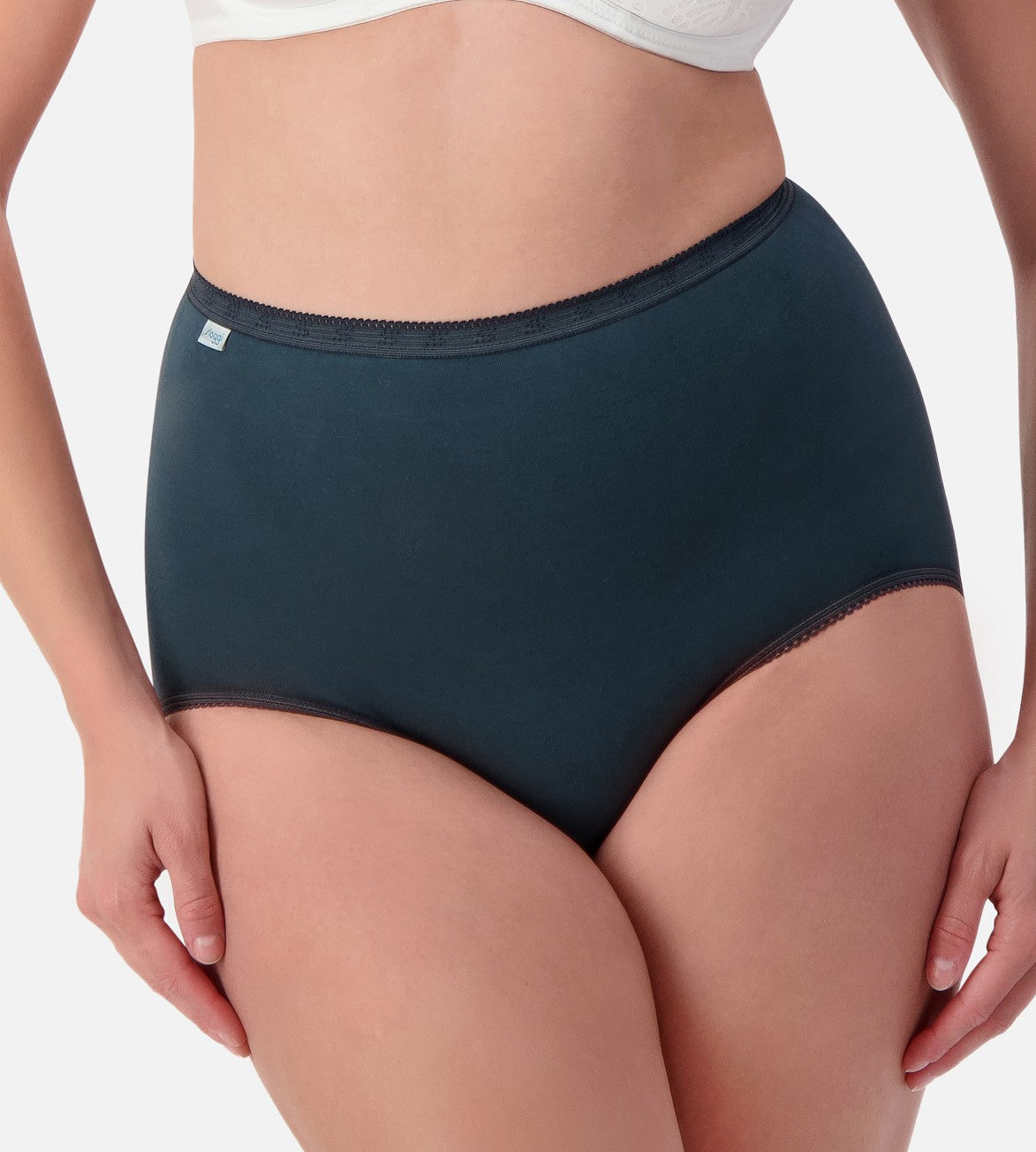SLOGGI Women's Comfortable Cotton Maxi Briefs 2-Pack - Soft Underwear for Everyday Wear & Lounge