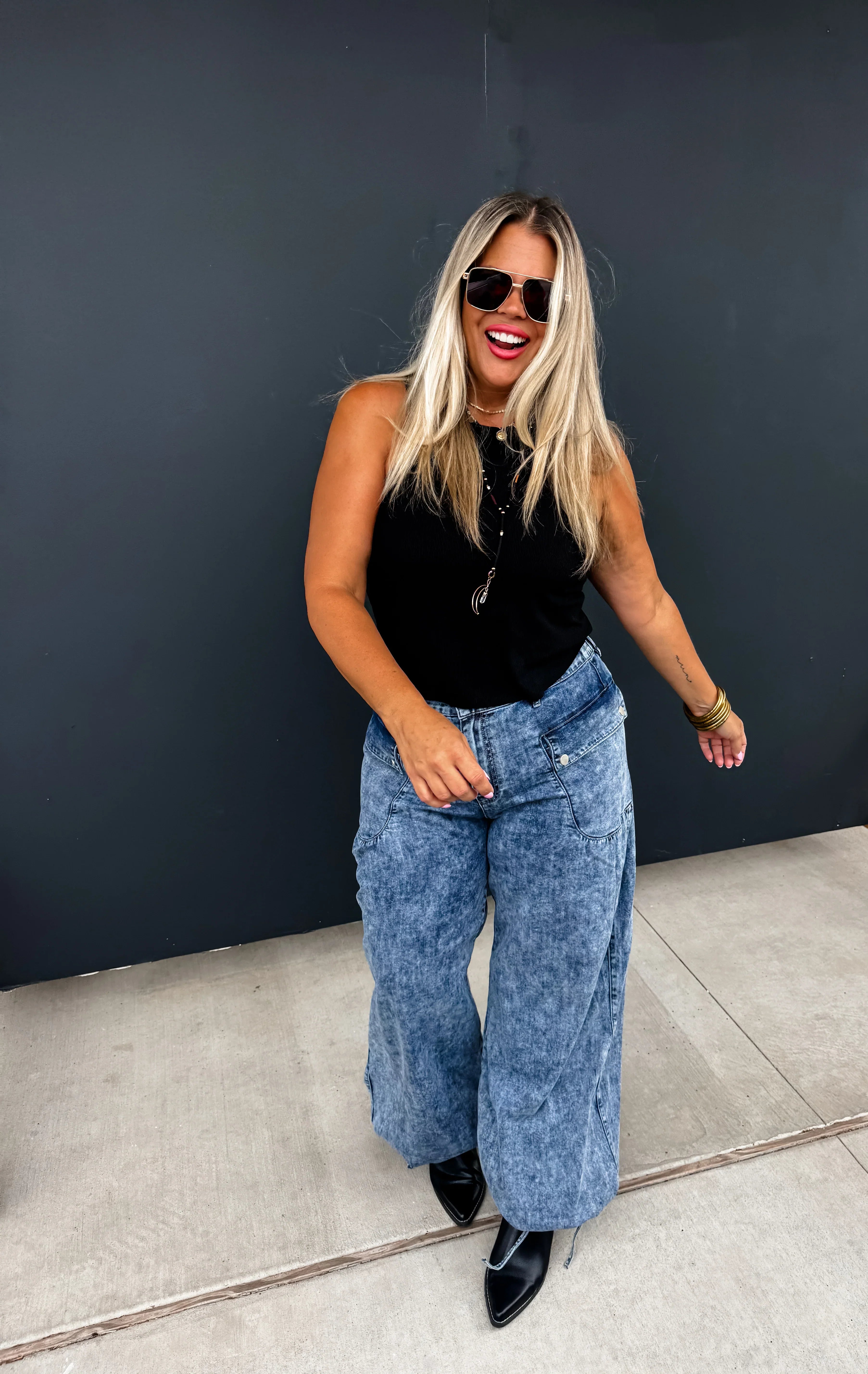 PREORDER: Charlie Cinch Hem Wide Leg Jeans - High Waist Stretch Denim Pants for Women | Casual & Chic Outfit for Everyday Wear