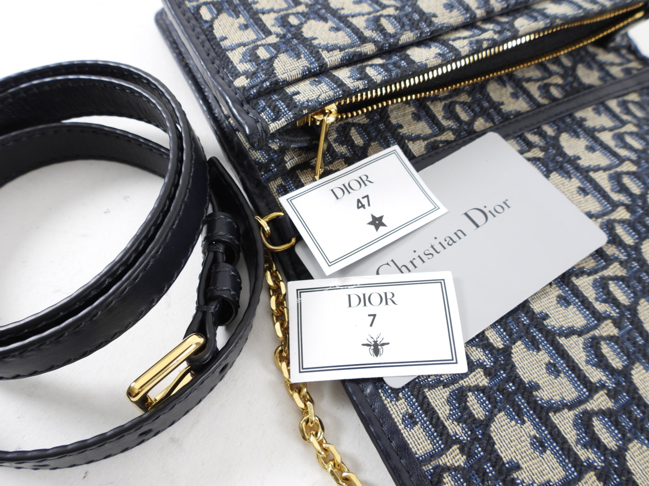 Dior Navy Oblique 2-in-1 30 Montaigne Pouch Belt Bag & Wallet on Chain - Luxury Crossbody Bag for Women, Perfect for Parties & Night Out