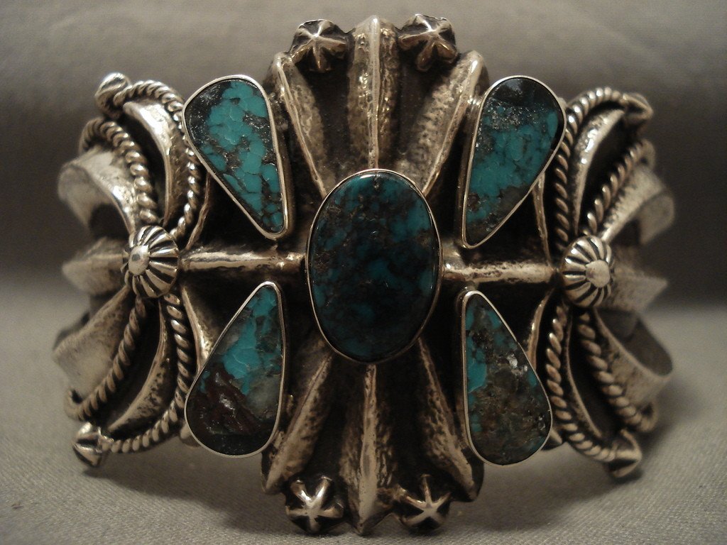 110g Authentic Navajo Turquoise Bracelet - Handmade Sterling Silver Native American Jewelry for Women, Perfect for Boho Fashion & Special Occasions