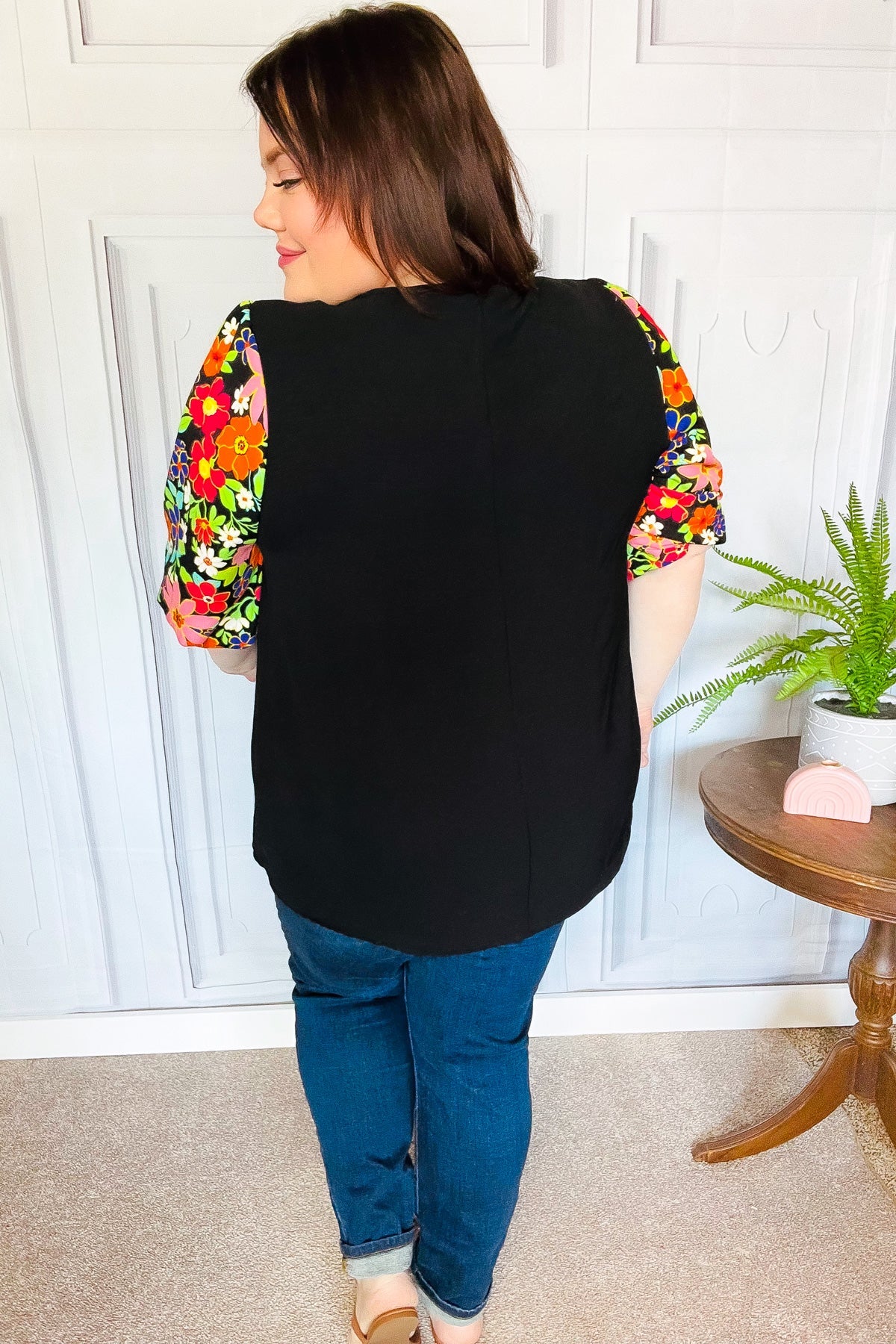 Eyes On You Black Floral Puff Sleeve V Neck Top - Women's Fashion Blouse for Date Night & Special Occasions