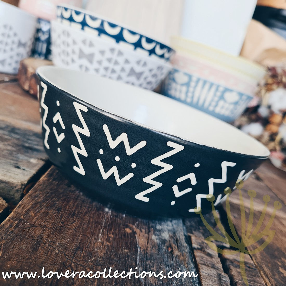 Groovy Embossed Dinnerware Set - 70% Off Clearance Sale | Elegant Tableware for Parties, Weddings & Home Decor