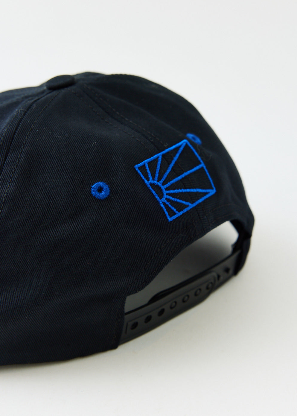 6 Panel Woven Baseball Cap for Men & Women - Adjustable Snapback Hat for Outdoor Sports, Hiking & Casual Wear