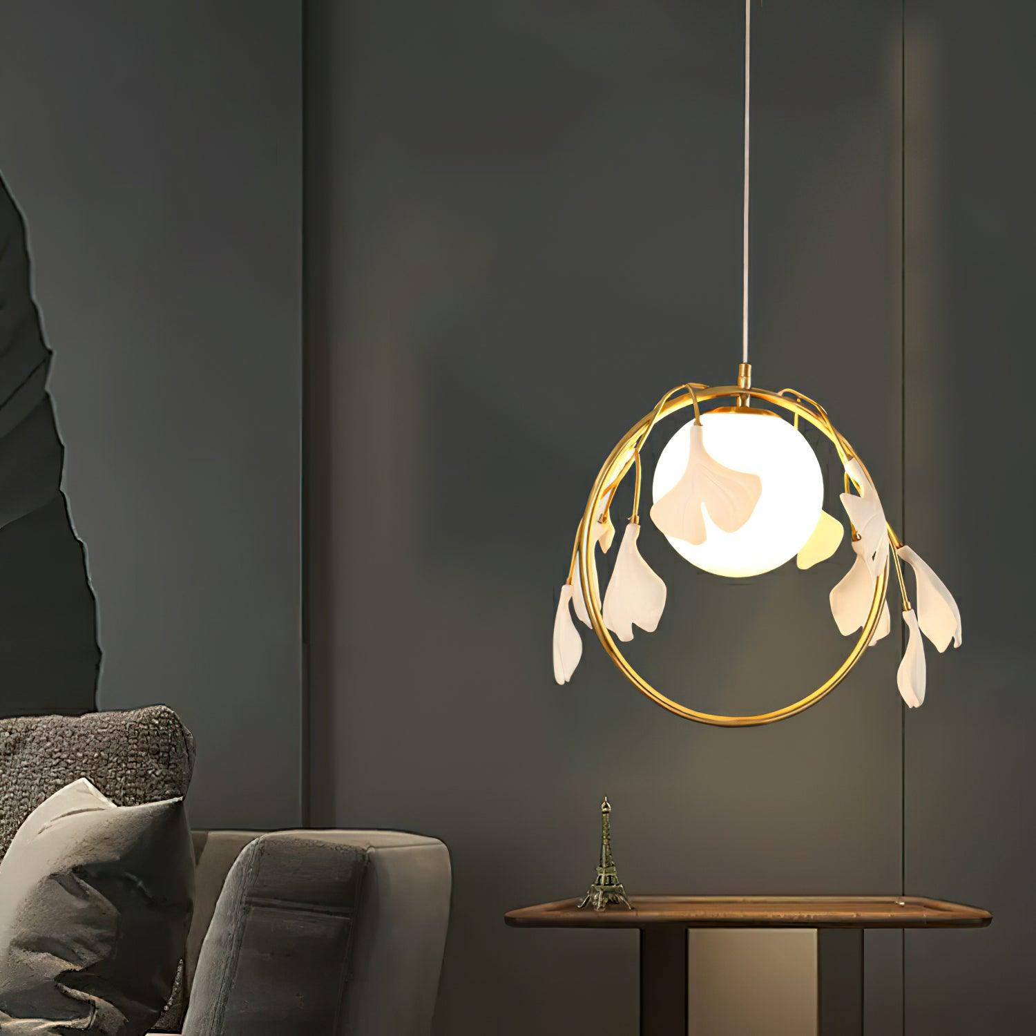 Gingko Leaf Pendant Light - Modern Handmade Glass Ceiling Lamp for Living Room, Bedroom, Dining Room - Nature-Inspired Home Decor Lighting Fixture