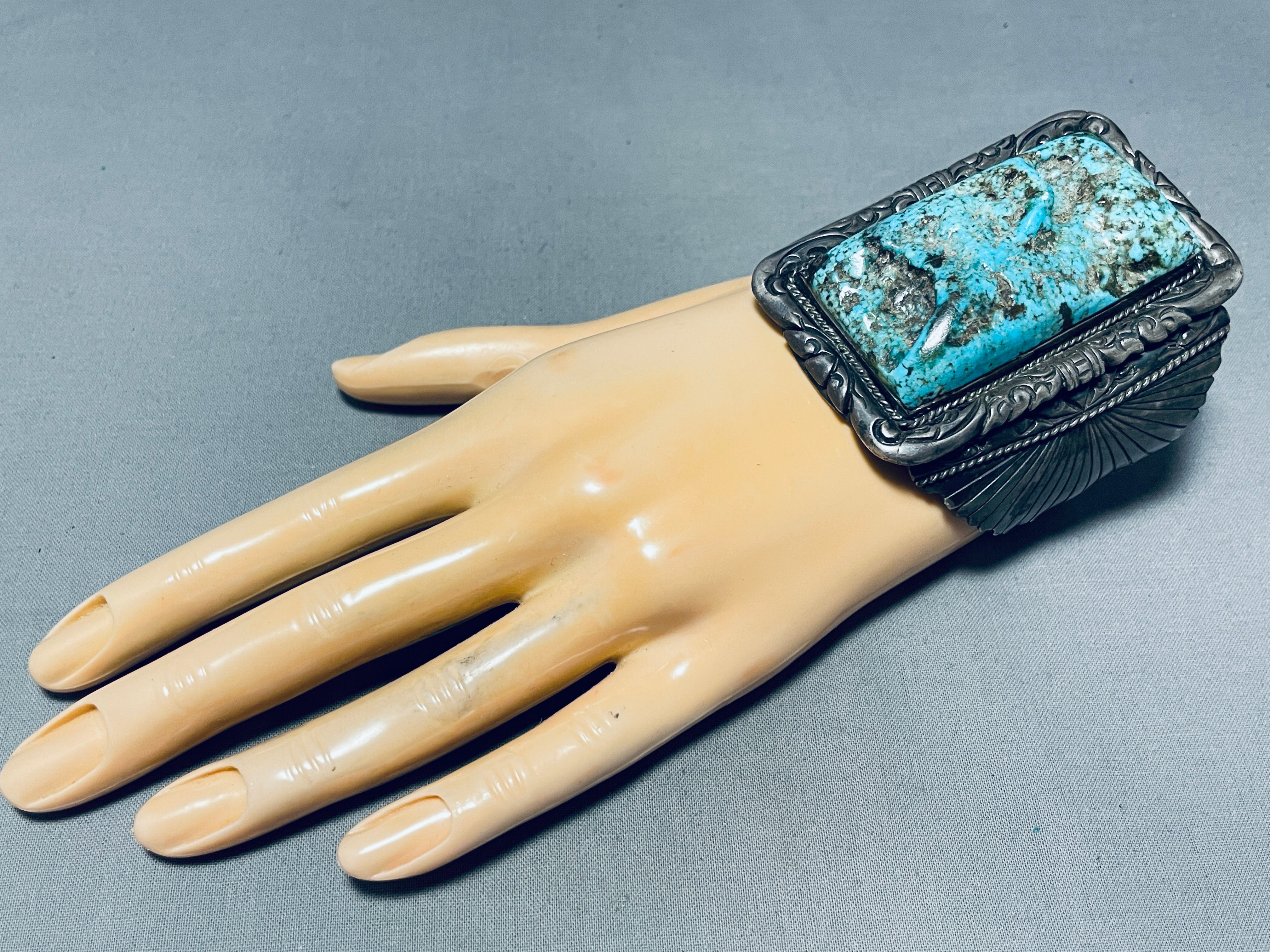 126 Grams Museum Quality Vintage Navajo Native American Turquoise Sterling Silver Bracelet - Perfect for Boho Jewelry, Western Fashion & Gift Giving