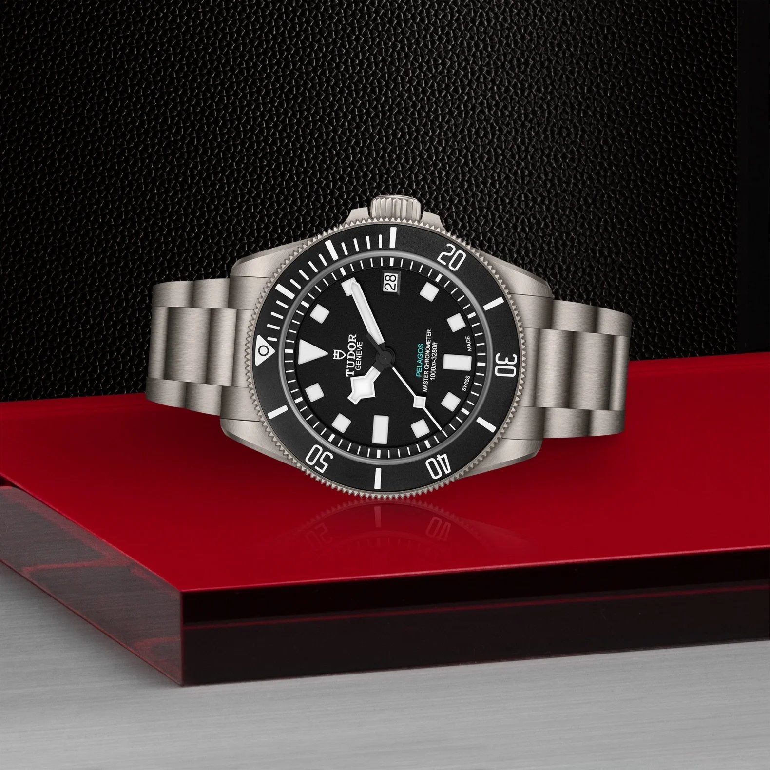 Pelagos Ultra M2543C1A7NU 0001 - Premium Diving Watch for Men | Waterproof & Durable | Perfect for Scuba Diving, Snorkeling, and Outdoor Adventures