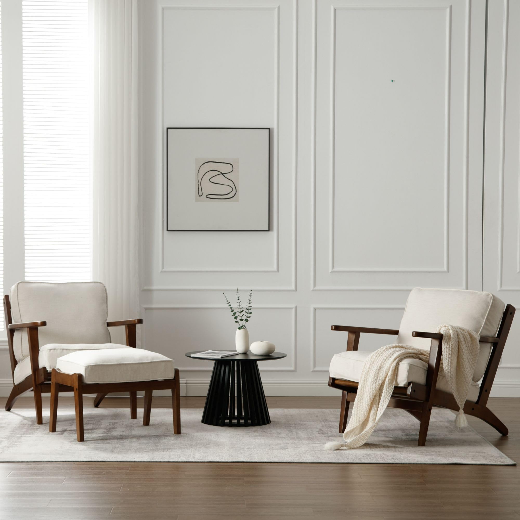 Mid-Century Modern Accent Chair - Fabric Upholstered Armchair with Wooden Legs, Comfortable Low Back Lounge Chair for Living Room & Bedroom - Beige - Perfect for Reading Nooks, Cozy Corners & Small Spaces