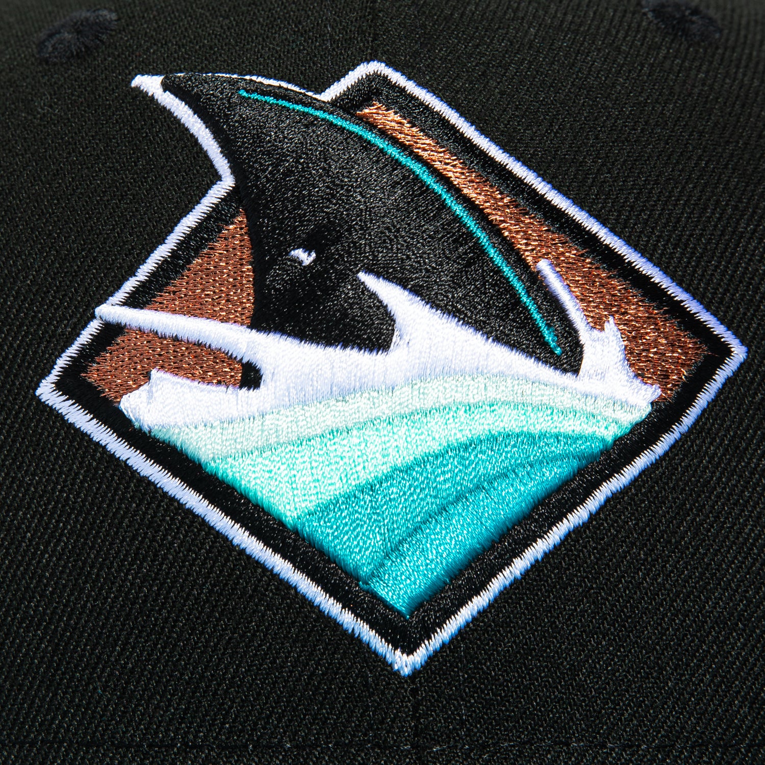 New Era 59Fifty San Jose Sharks 2008 Alternate Snapback Hat - Black & Teal NHL Hockey Cap for Men - Perfect for Games, Fan Gear & Streetwear Fashion