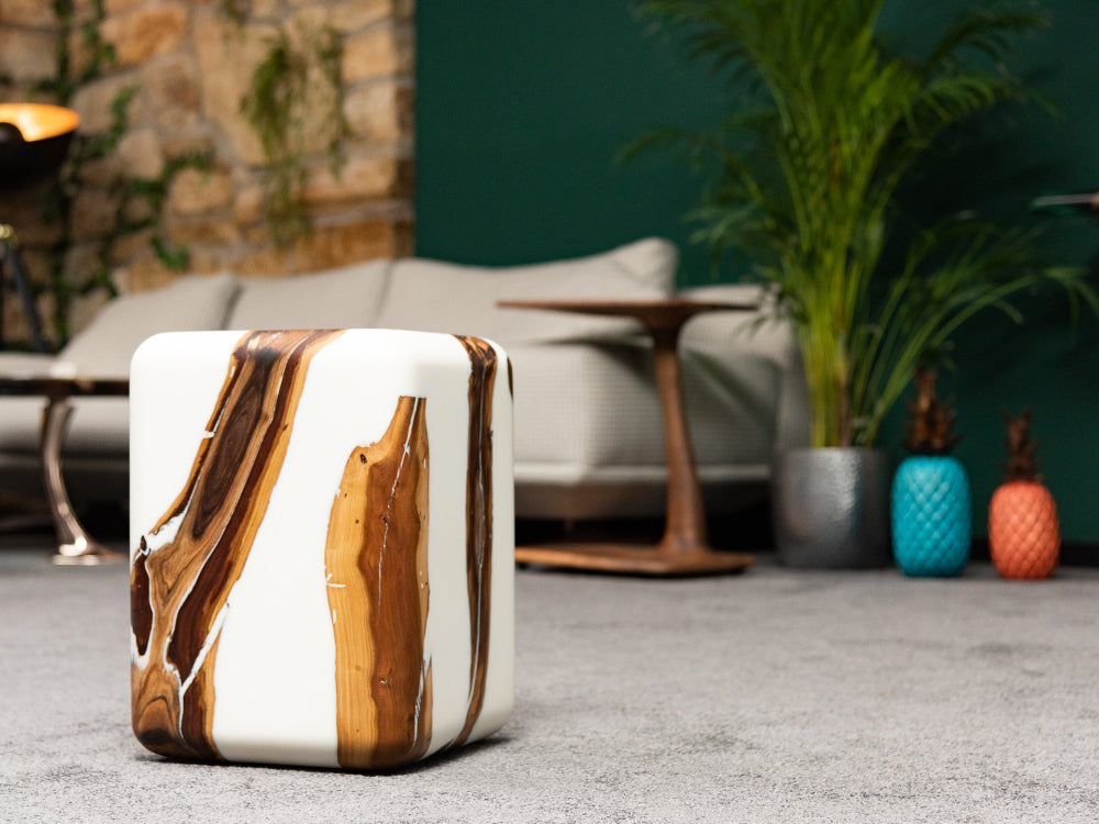 Modern Resin Cube Side Table with Epoxy Wood Design - Stylish Accent Stool for Living Room, Bedroom, or Office Decor