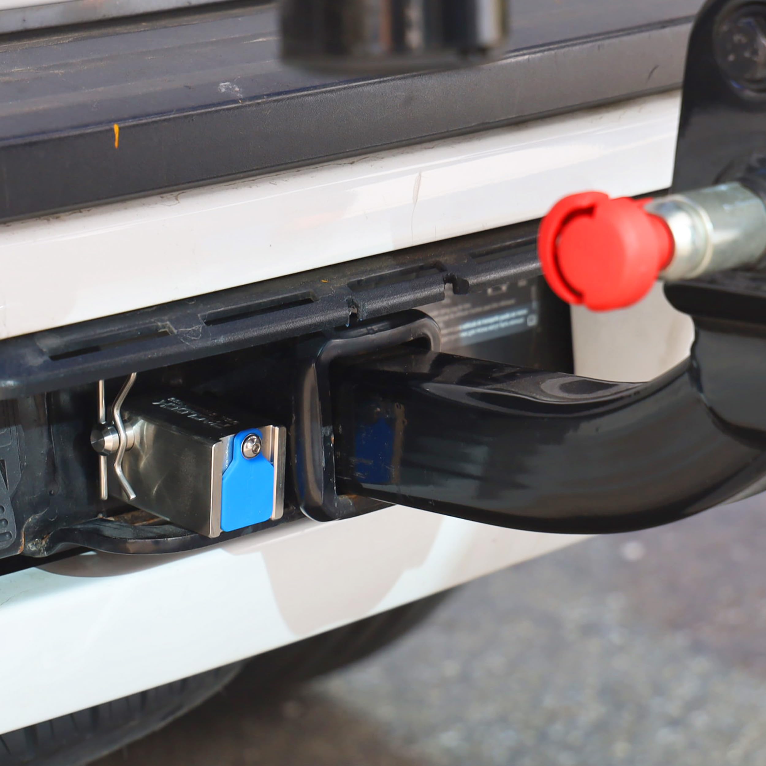 PACLOCK UCS-80A-YK-1 Trailer Hitch Lock - Heavy Duty 6-Pin Cylinder Security for Yakima Threaded Bike Racks | Keyed to Your Chosen Number | Includes 2 Keys | Black Anodized Aluminum | Perfect for RV, Camping & Outdoor Adventures