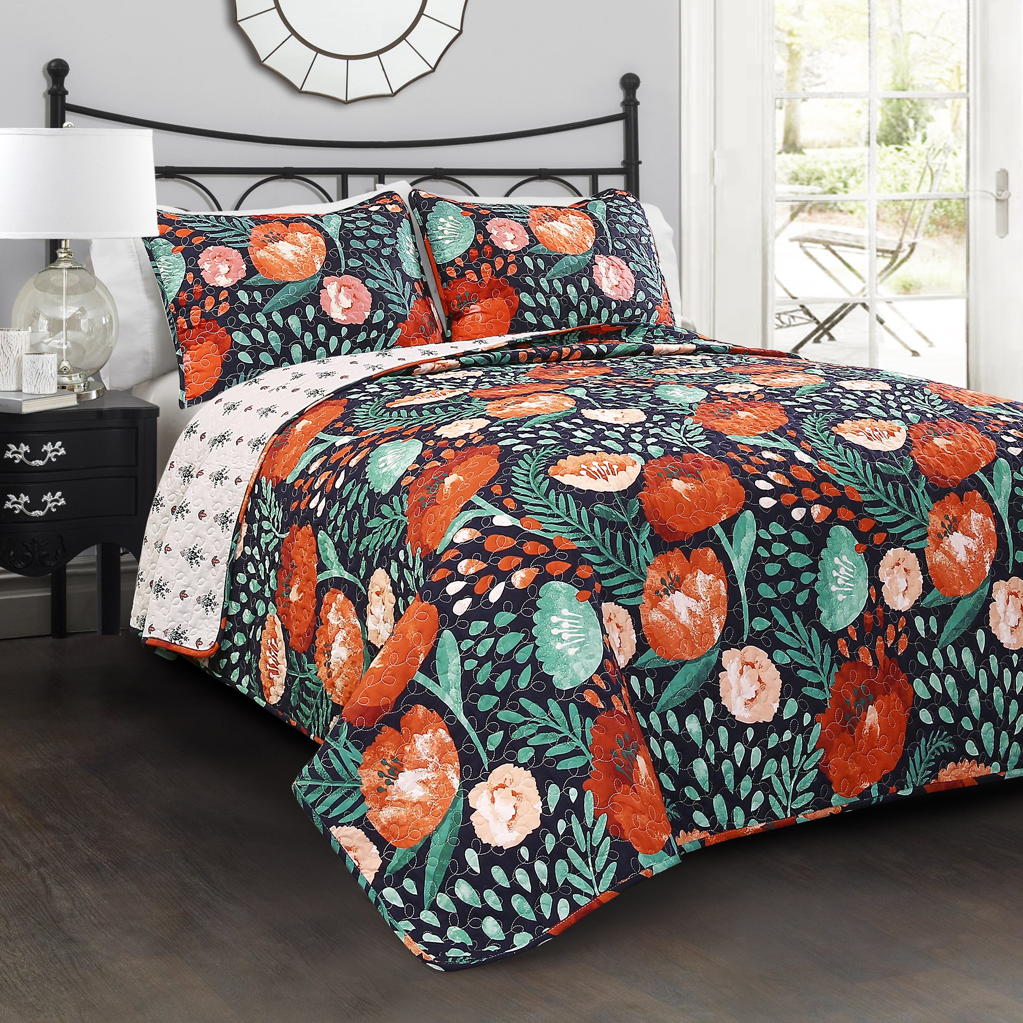 Lush Decor 3-Piece Poppy Garden Quilt Set - King Size Navy Blue Floral Bedding - Perfect for Master Bedroom & Guest Room Decor