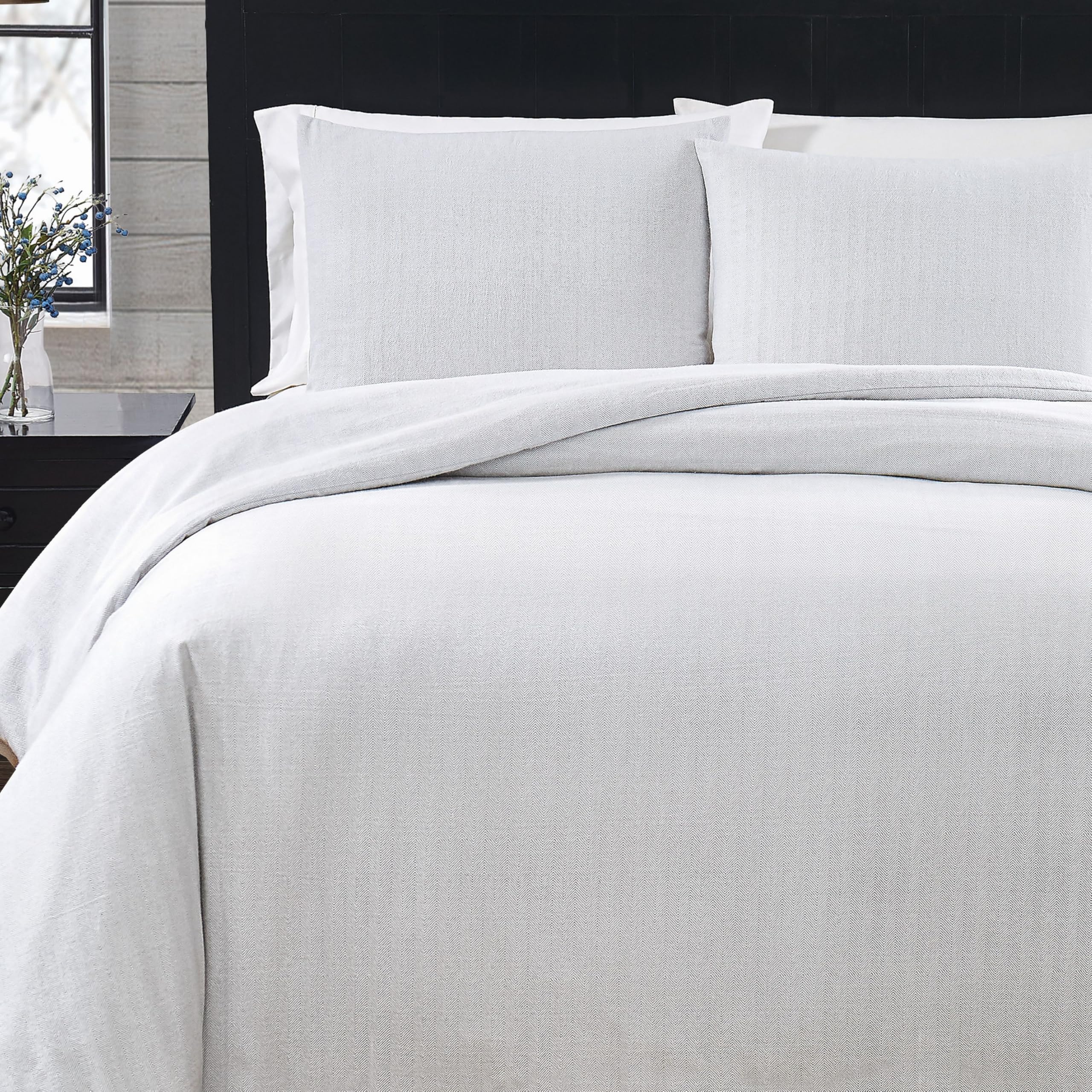 London Fog Twin XL 2-Piece Comforter Set with Sham - Soft Herringbone Flannel Bedding Collection in Grey - Perfect for Cozy Winter Nights & Guest Room Decor