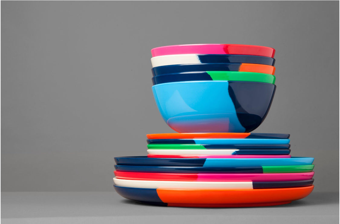 1/2 & 1/2 Melamine Dinner Plates Set of 4 - Fuchsia & Red Durable Plastic Plates for Outdoor Dining, Picnics & Parties - Exclusive Design by Thomas Fuchs Creative