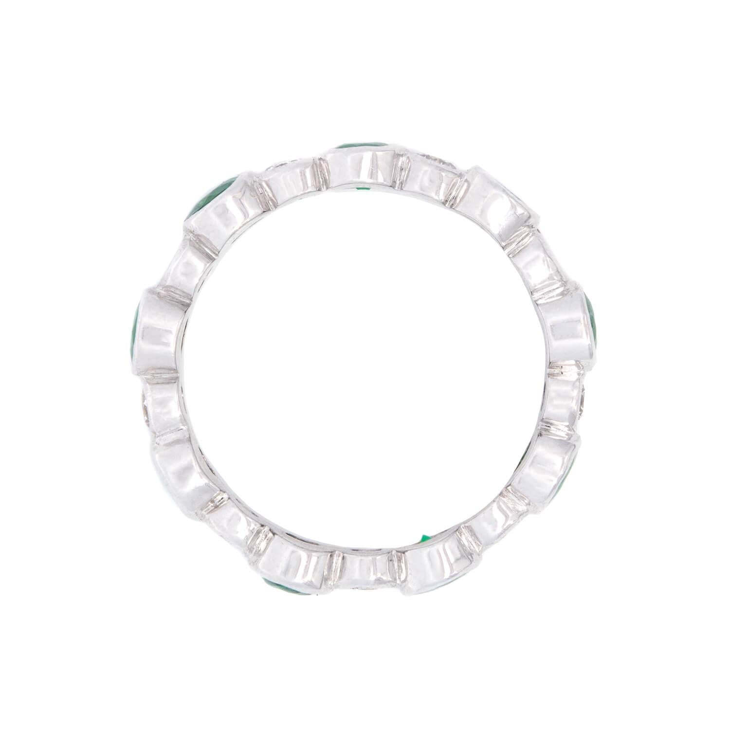 18k Gold Emerald and Diamond Eternity Wedding Band Ring for Women - Perfect for Anniversaries, Engagements & Special Occasions