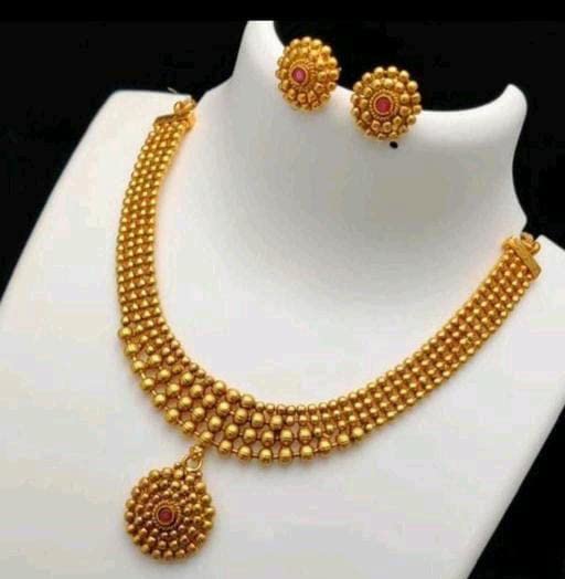 Antique Gold Plated Jewelry Set for Women - Vintage Round Pendant Necklace & Matching Earrings | Elegant Gift for Her, Birthday, Anniversary & Special Occasions