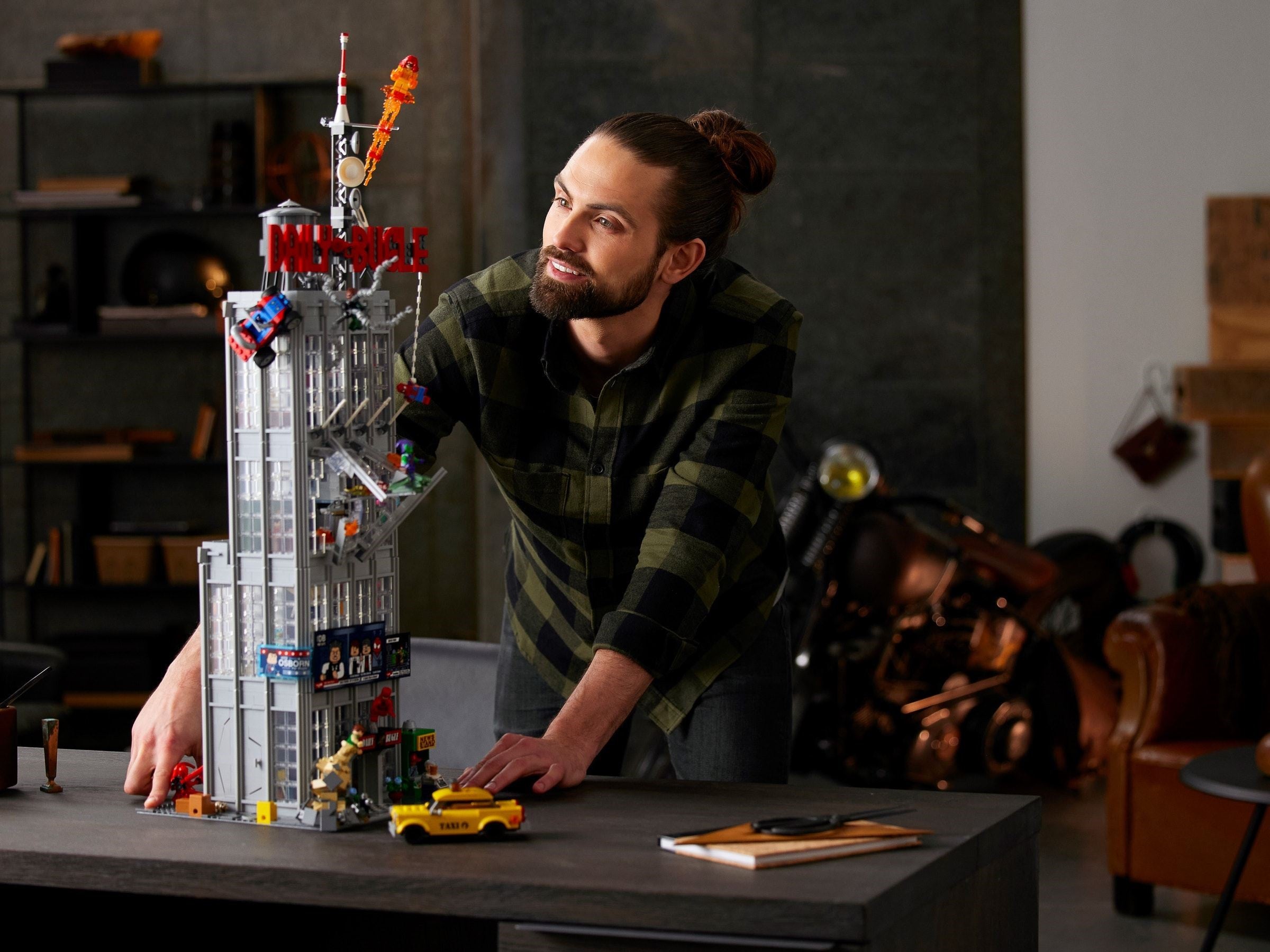 LEGO 76178 Daily Bugle Superhero Building Set - Spider-Man Marvel Collectible for Kids & Adults - Perfect for Display, Play & Gifts