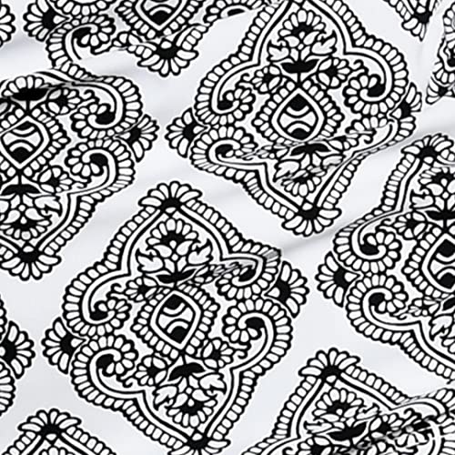 Black/White//Oasis Tile