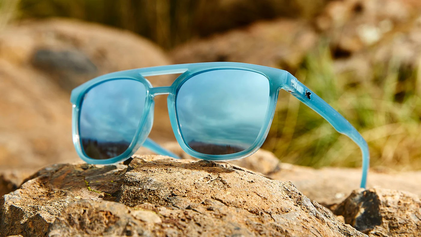 Brightsides Soul Surfer - Premium Surfing Apparel & Beachwear for Men & Women | Perfect for Surfing, Beach Parties & Summer Vacations