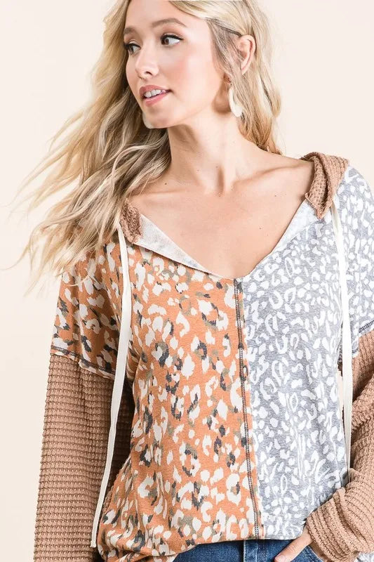 BiBi Popcorn Waffle Knit Hoodie with Print Block Front - Cozy Pullover Sweatshirt for Women | Perfect for Casual Outfits, Loungewear & Fall Fashion