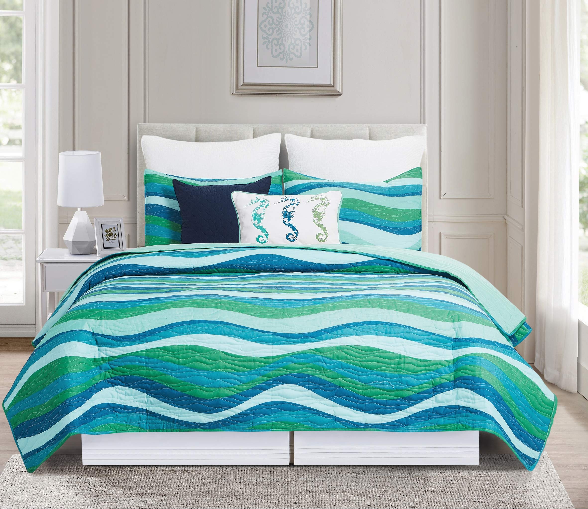 Deep Blue Sea Waves Quilt Set - Reversible Microfiber Bedspread for Summer & All Seasons | Coastal Beach Decor
