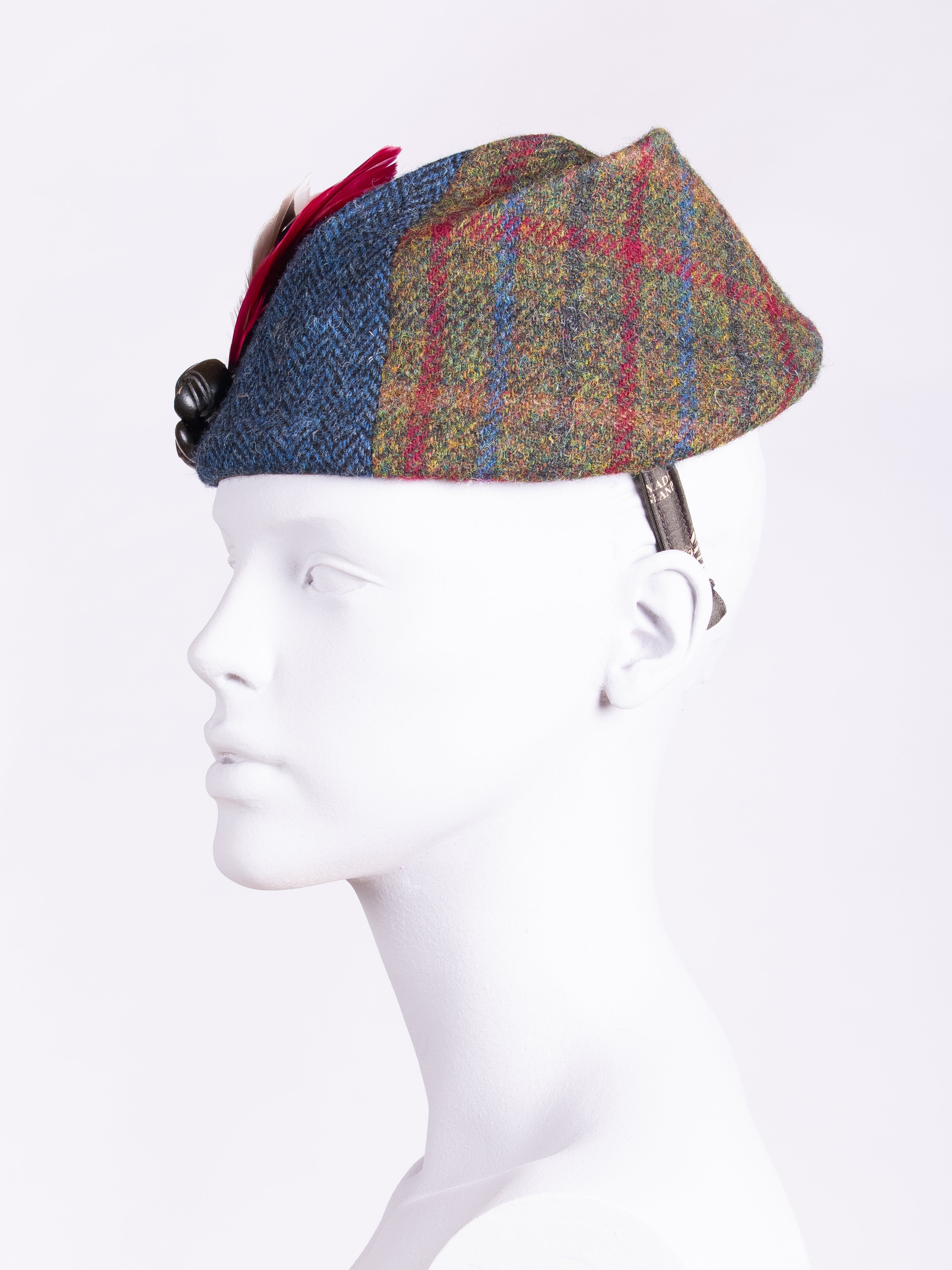 Short Feather Highland Pleat Skirt - Navy Blue & Green Tartan | Perfect for Scottish Festivals, Cosplay & Vintage Fashion
