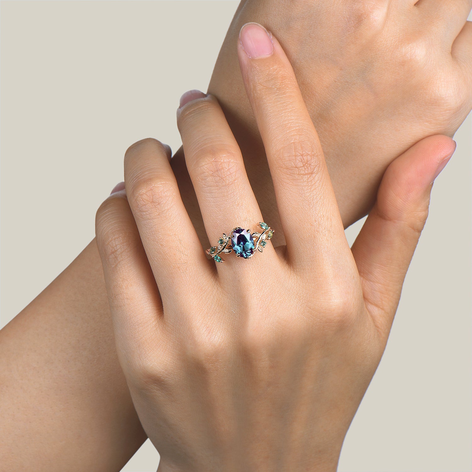 Natural Alexandrite Oval Engagement Ring | Color Changing Emerald Cut Gemstone Ring for Women | Perfect for Proposals, Weddings & Anniversary Gifts
