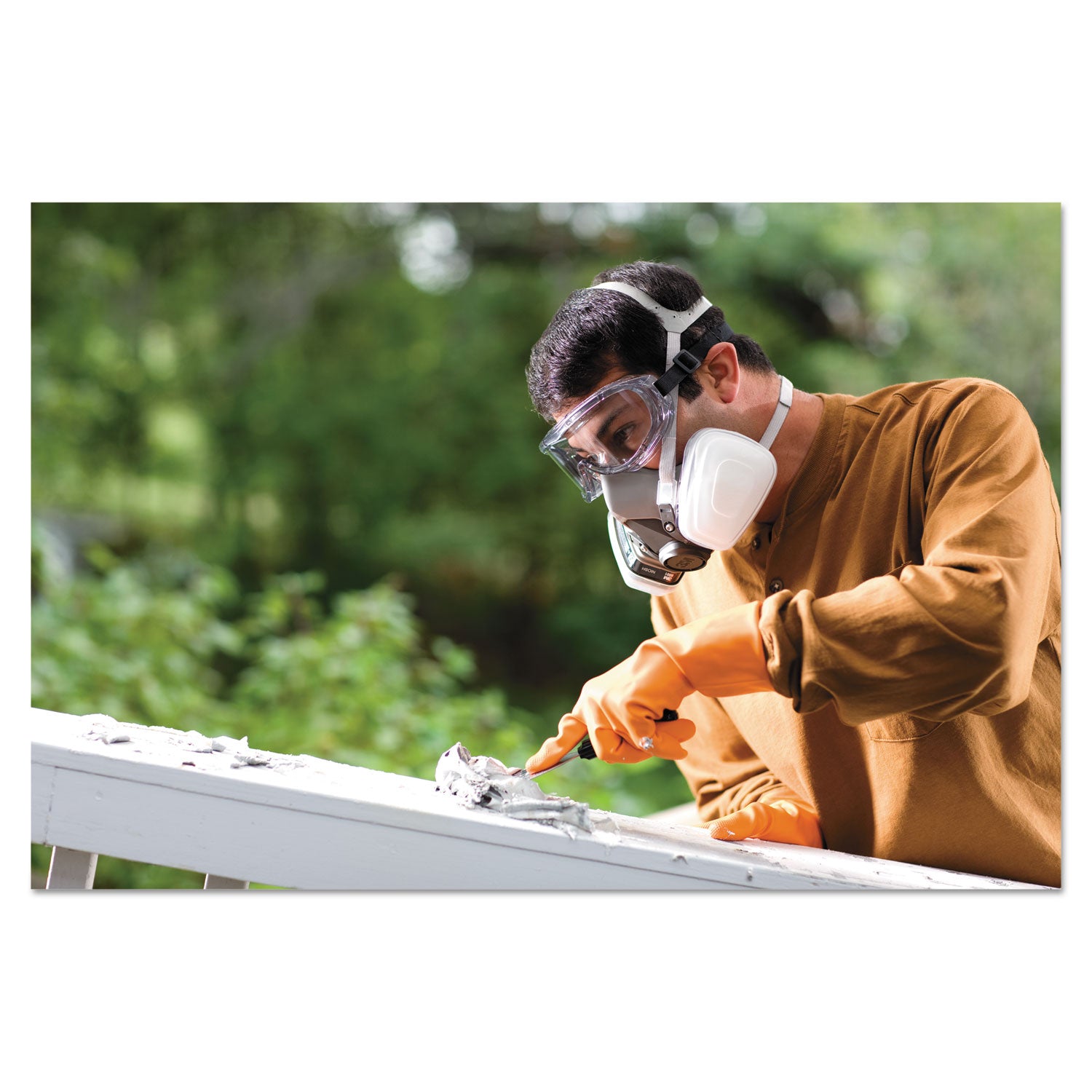 3M™ Half Facepiece Respirator for Paint Spray & Pesticides - Large Size | Comfortable Protective Mask for Painting, Woodworking & Agricultural Work
