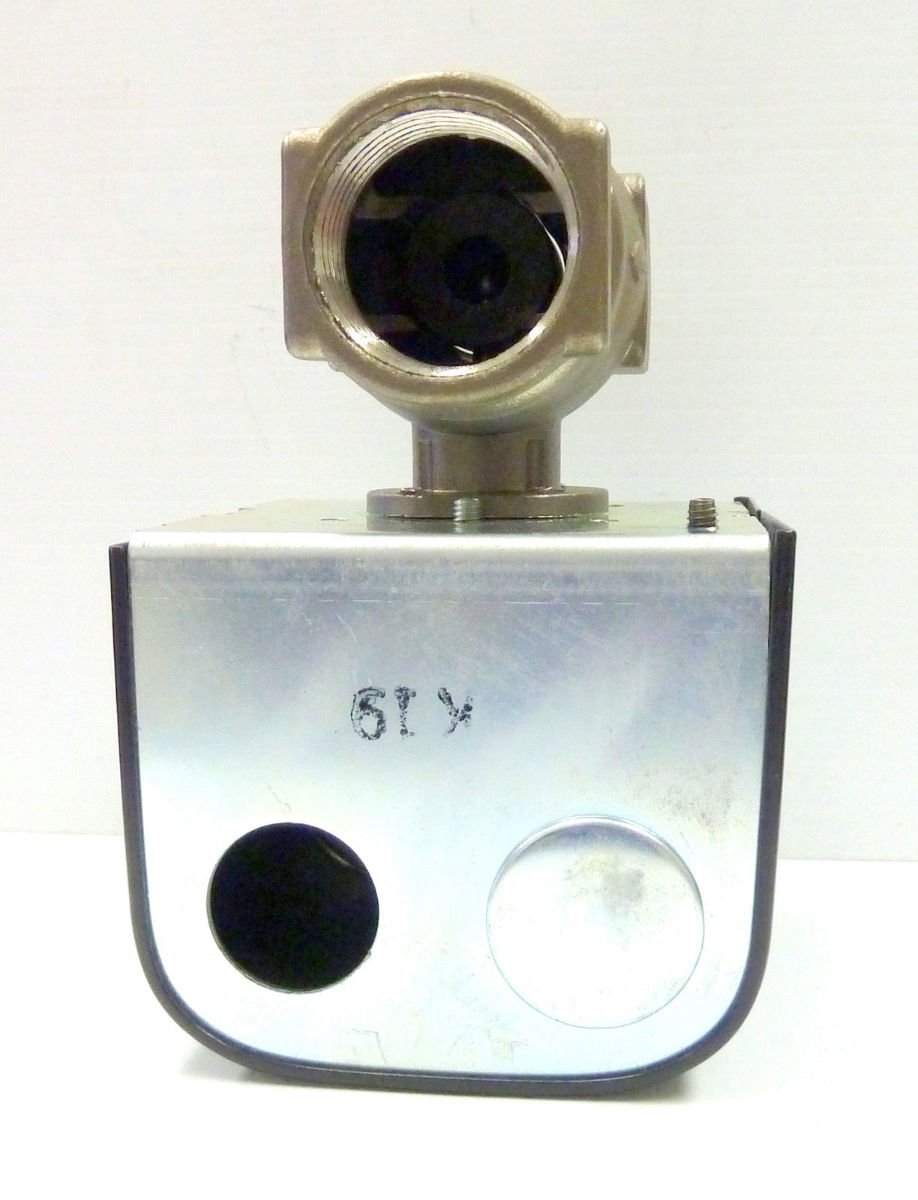 High-Quality Flow Switch for Water & Air Systems - Reliable Liquid Flow Sensor for HVAC, Pumps, and Industrial Applications