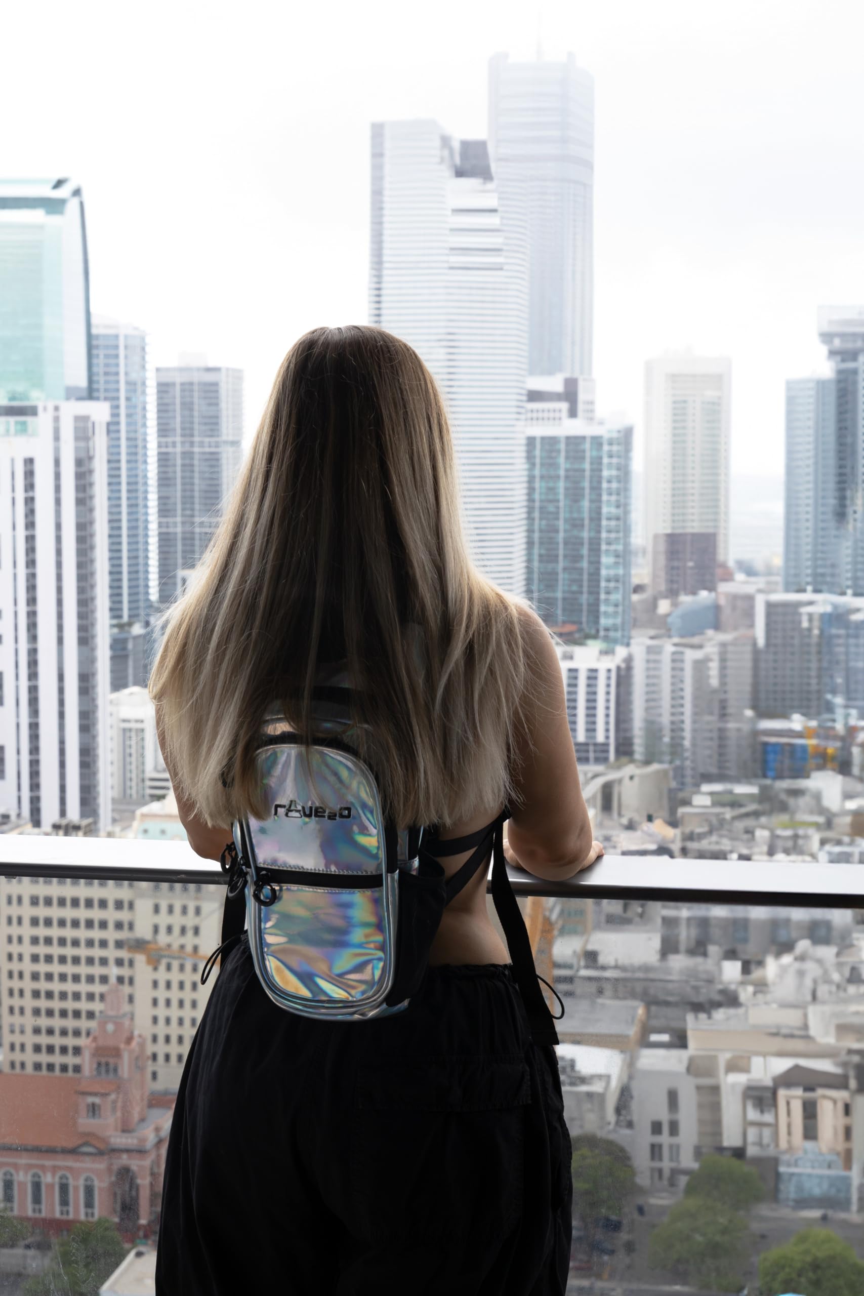 Anti Theft Hydration Backpack 1.5L - Insulated Water Backpack for Raves, Festivals, Hiking & Running - Leakproof Festival Essentials for Men, Women & Kids - Perfect for Outdoor Adventures, Concerts & Sports Events