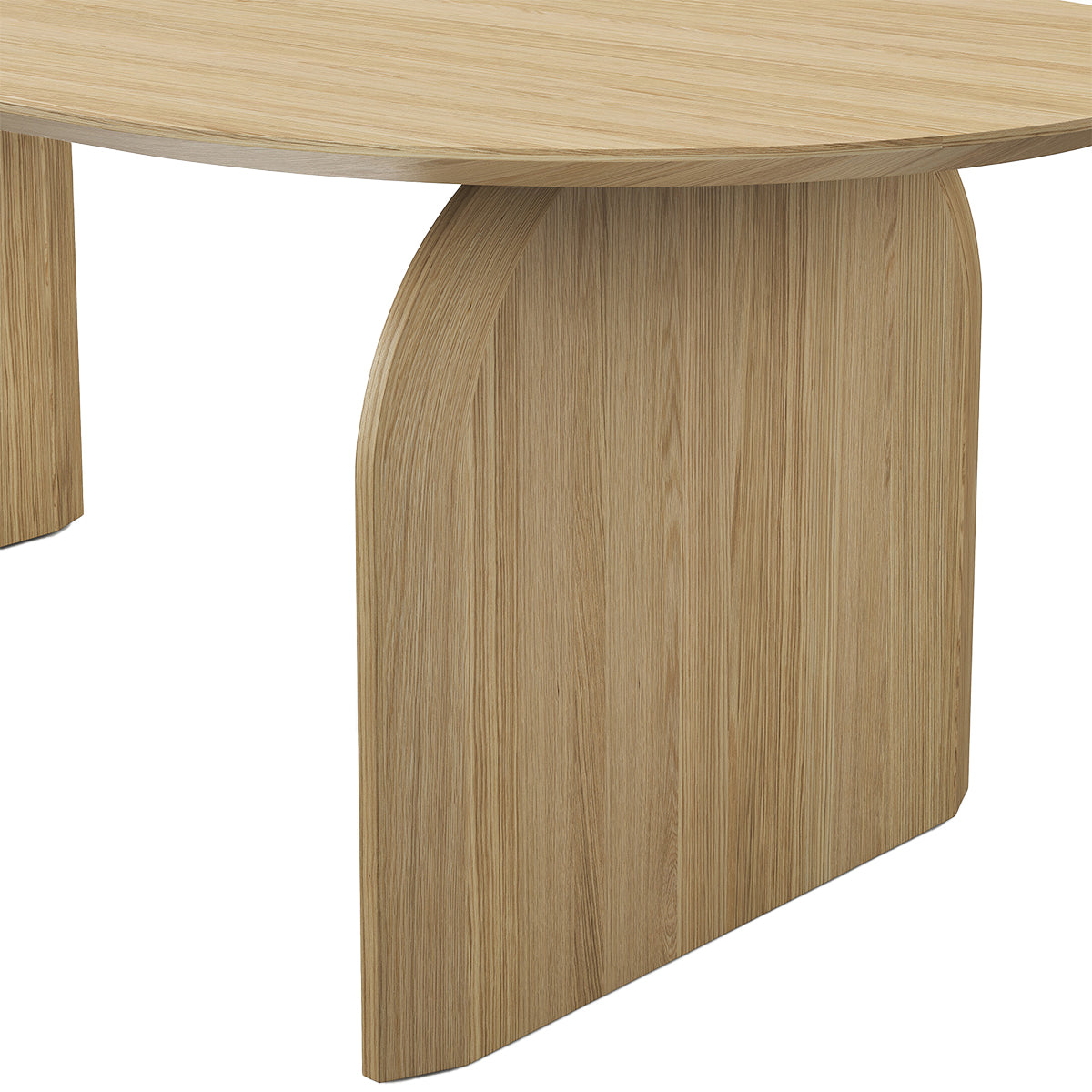Stylish Clover Oval Oak Dining Table - Solid Wood Kitchen Table for Dining Room, Perfect for Family Gatherings & Dinner Parties