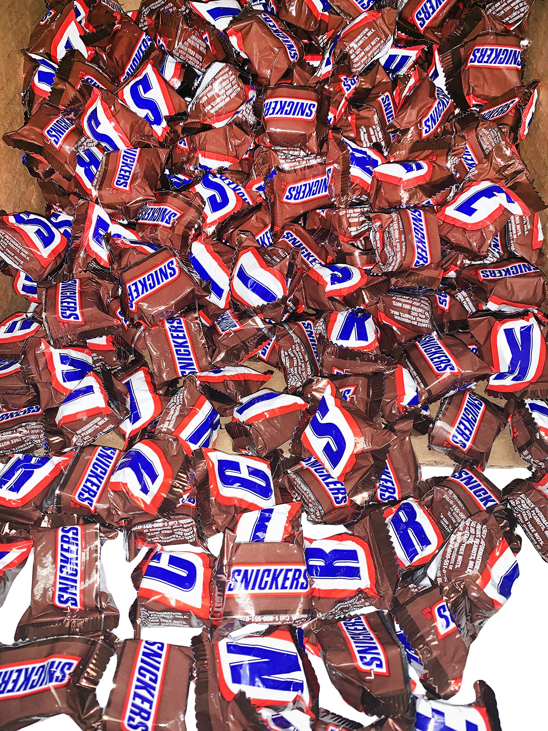 Snickers Classic Chocolate Candy Bars 5 Pound Bulk Minis - Individually Wrapped Party Snacks for Halloween, Easter, Valentine's Day | Perfect for Buffets, Pinatas, Gift Baskets & Office Treats