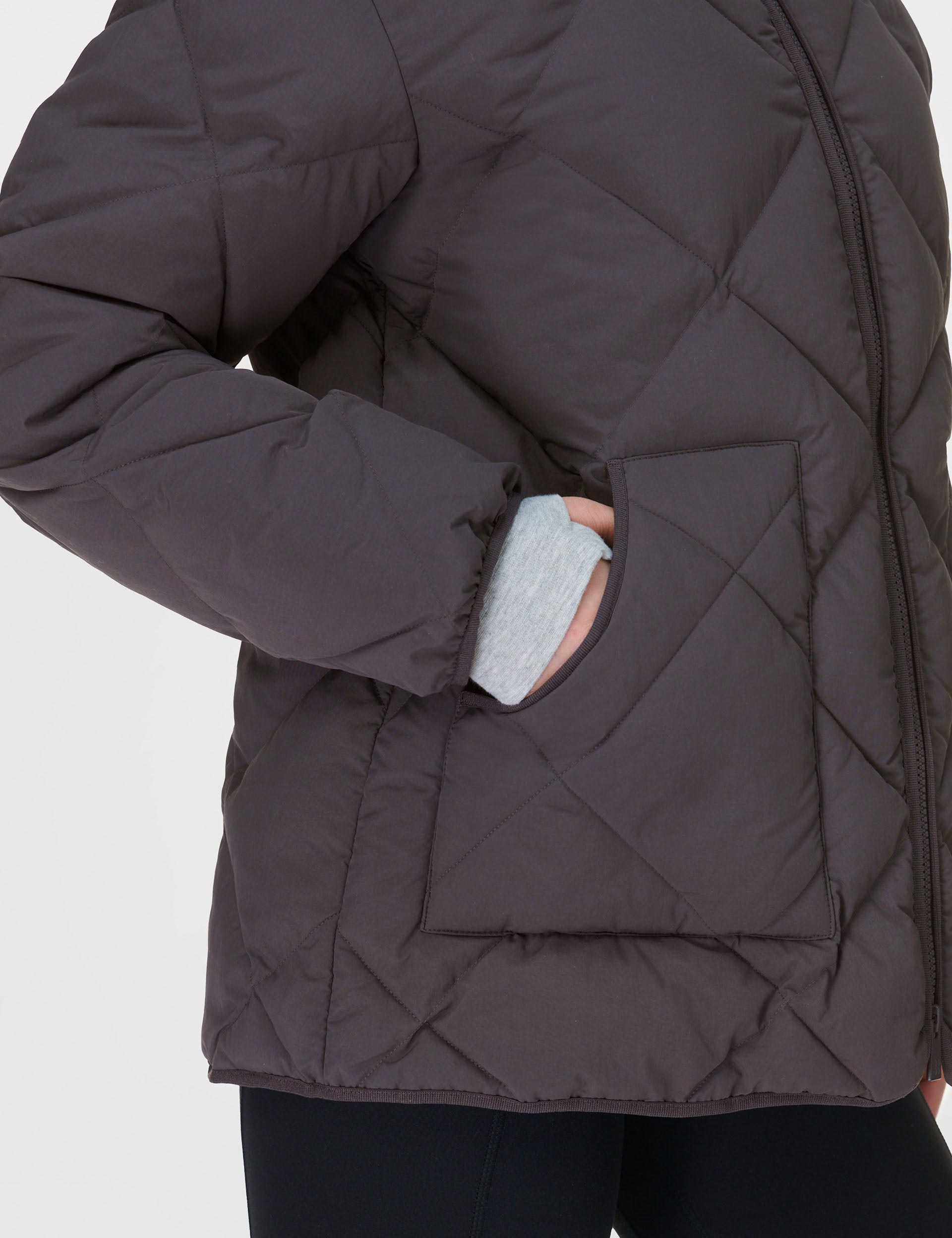 On the Go Quilted Jacket for Women - Urban Grey | Lightweight Water-Resistant Outerwear for Travel, Commuting & Outdoor Activities