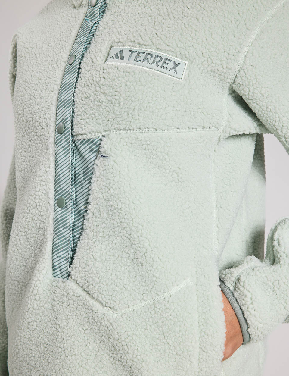 Terrex Xploric High Pile Fleece Pullover Sweatshirt - Linen Green | Warm Winter Outdoor Hoodie for Hiking, Camping & Cold Weather Activities