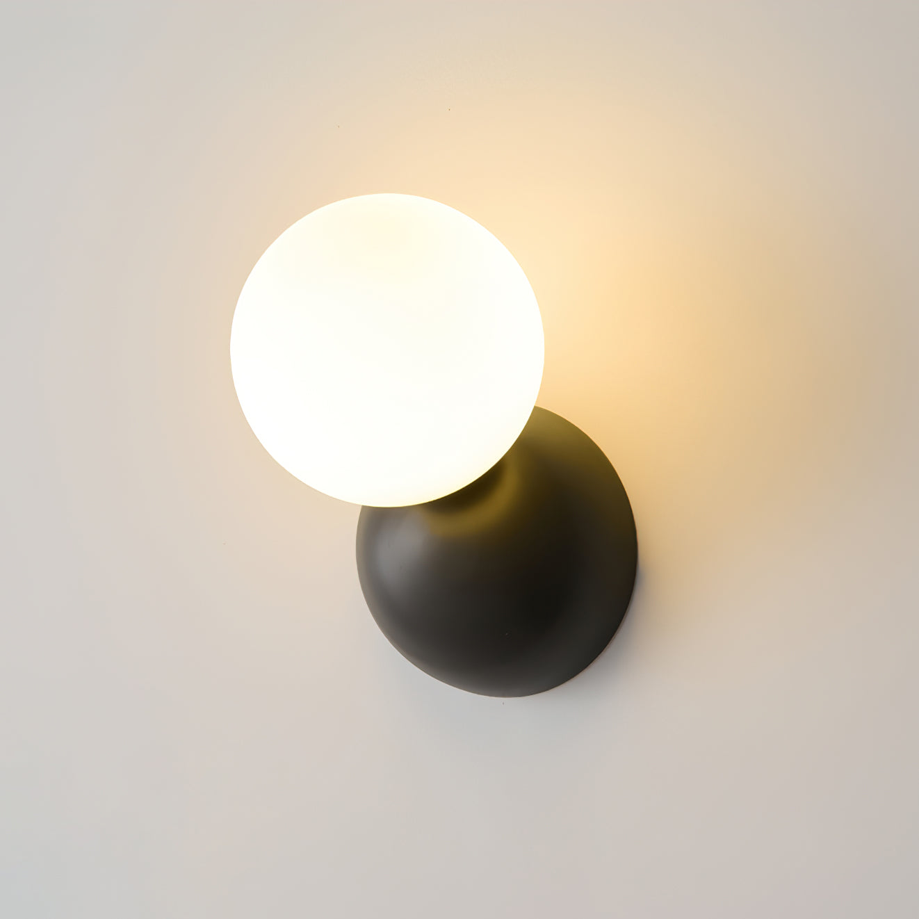 Modern Duris Wall Lamp - Energy Efficient LED Sconce Light Fixture for Bedroom, Living Room & Hallway Decor