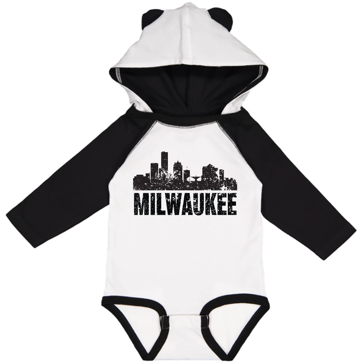 Inktastic Milwaukee Skyline Grunge Long Sleeve T-Shirt for Men & Women | Vintage Urban Graphic Tee | Perfect for Casual Wear, Street Style & City Exploration