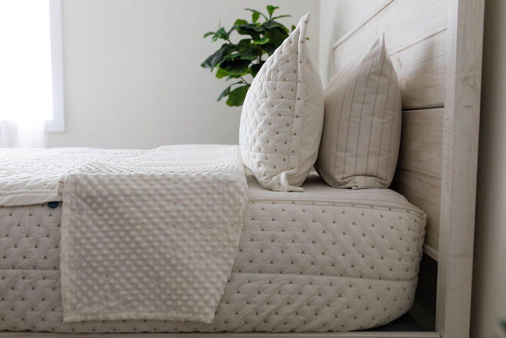 Premium Monroe Luxe Pillowcase Set - 100% Cotton Soft Pillow Covers for Side Sleepers & Back Sleepers - Luxury Bedding for Better Sleep & Skin Care - Perfect for Home, Hotel, and Travel Use