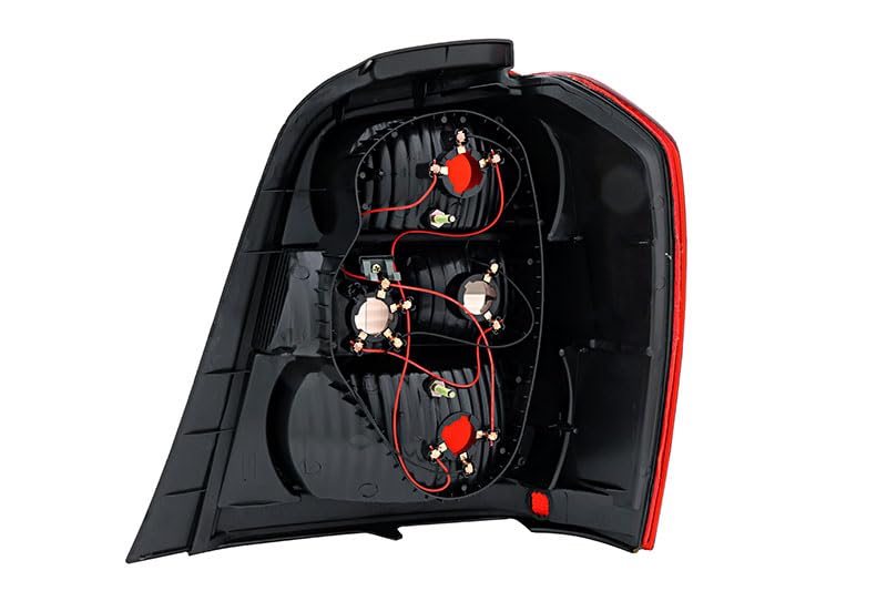 Toyota Highlander Tail Lights Lamps Set (2001-2003) - Left & Right Side Replacement - Enhance Safety & Style for Night Driving